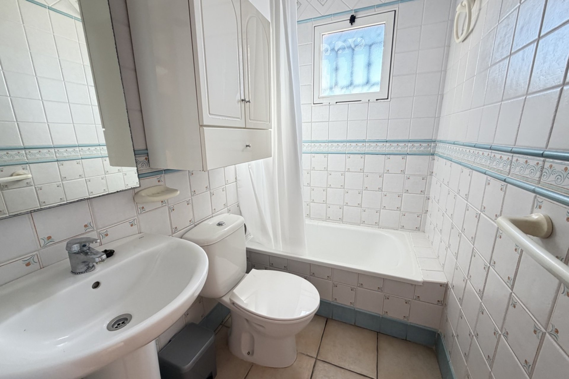 Reventa - Adosado -
Orihuela Costa - Los Balcones