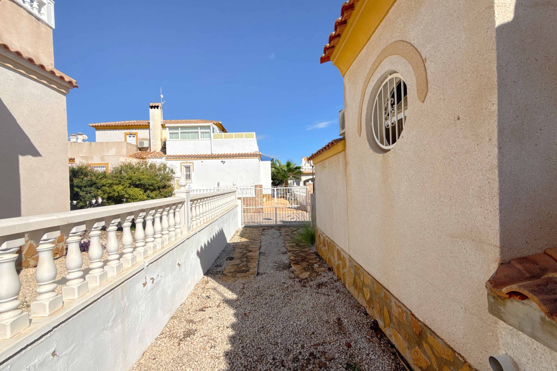 Reventa - Adosado -
Orihuela Costa - Los Dolses