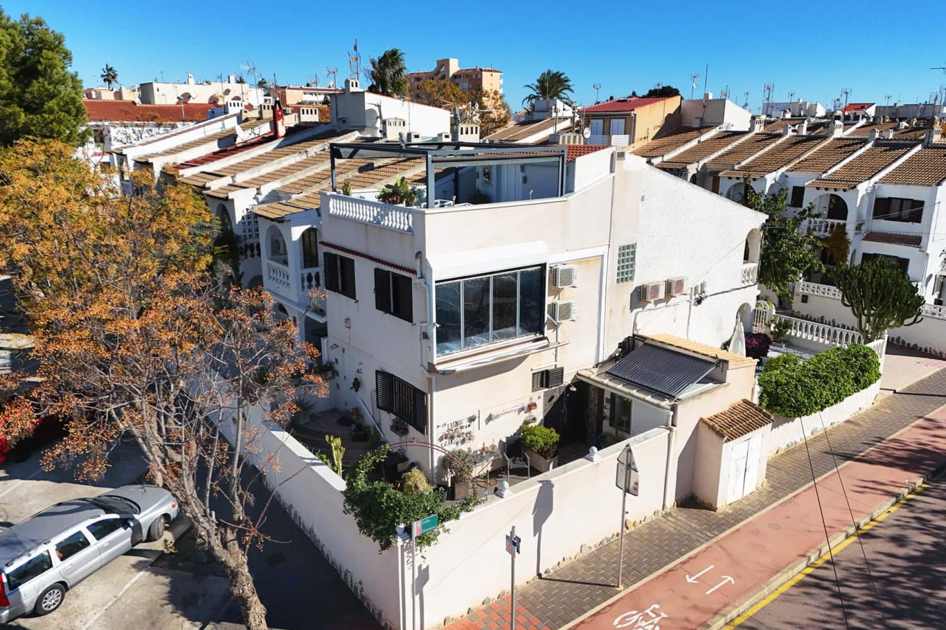 Reventa - Adosado -
Orihuela Costa - Mil Palmeras