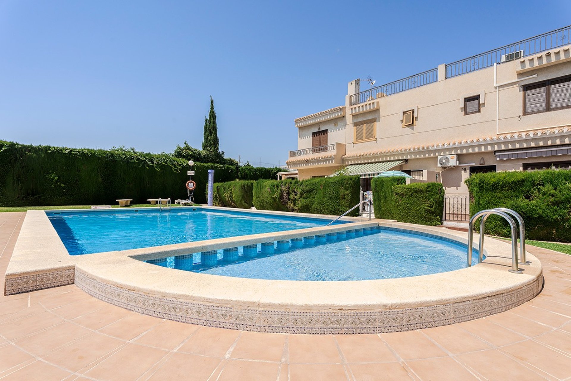 Reventa - Adosado -
Orihuela Costa - Playa Flamenca