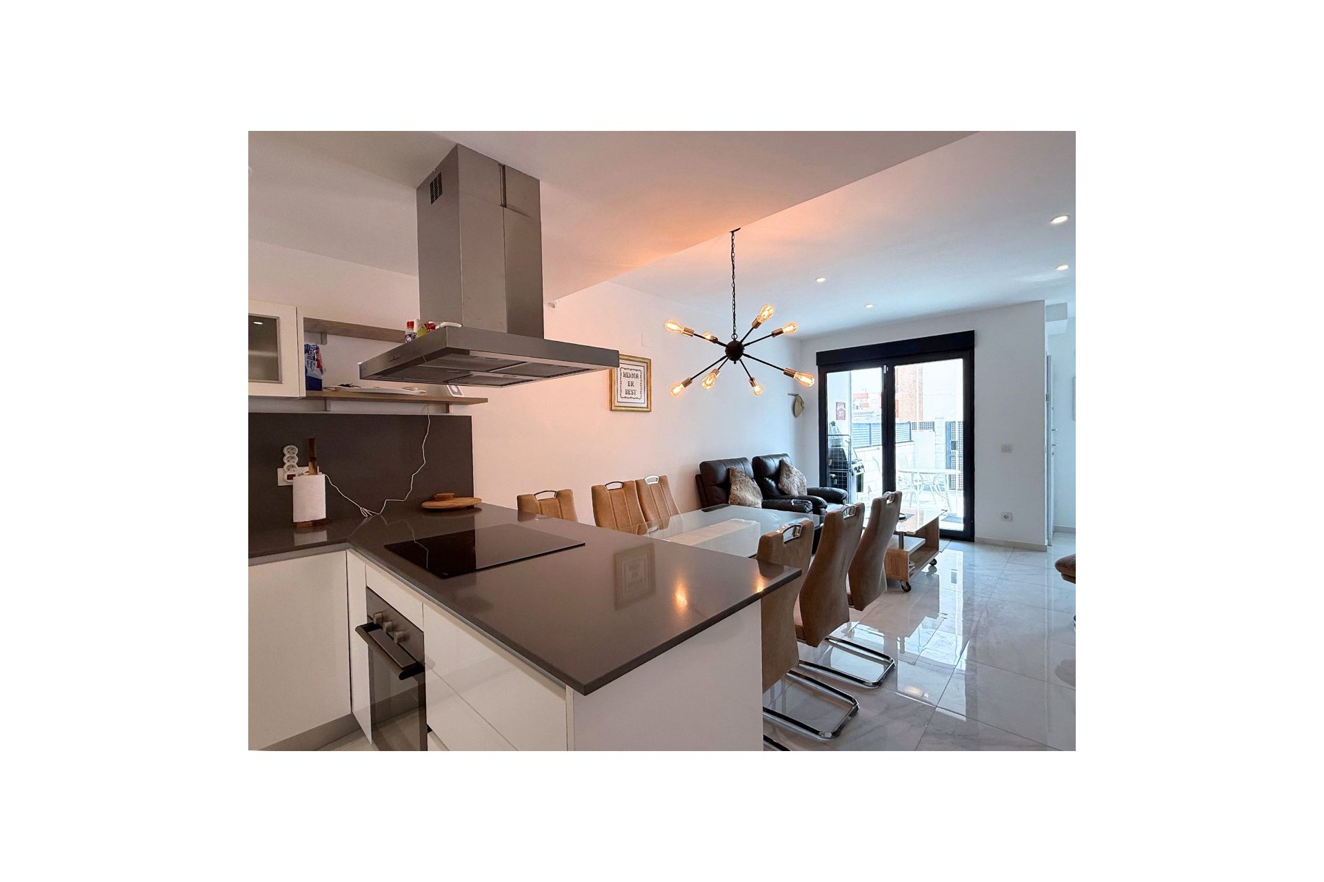 Reventa - Adosado -
Orihuela Costa - Playa Flamenca