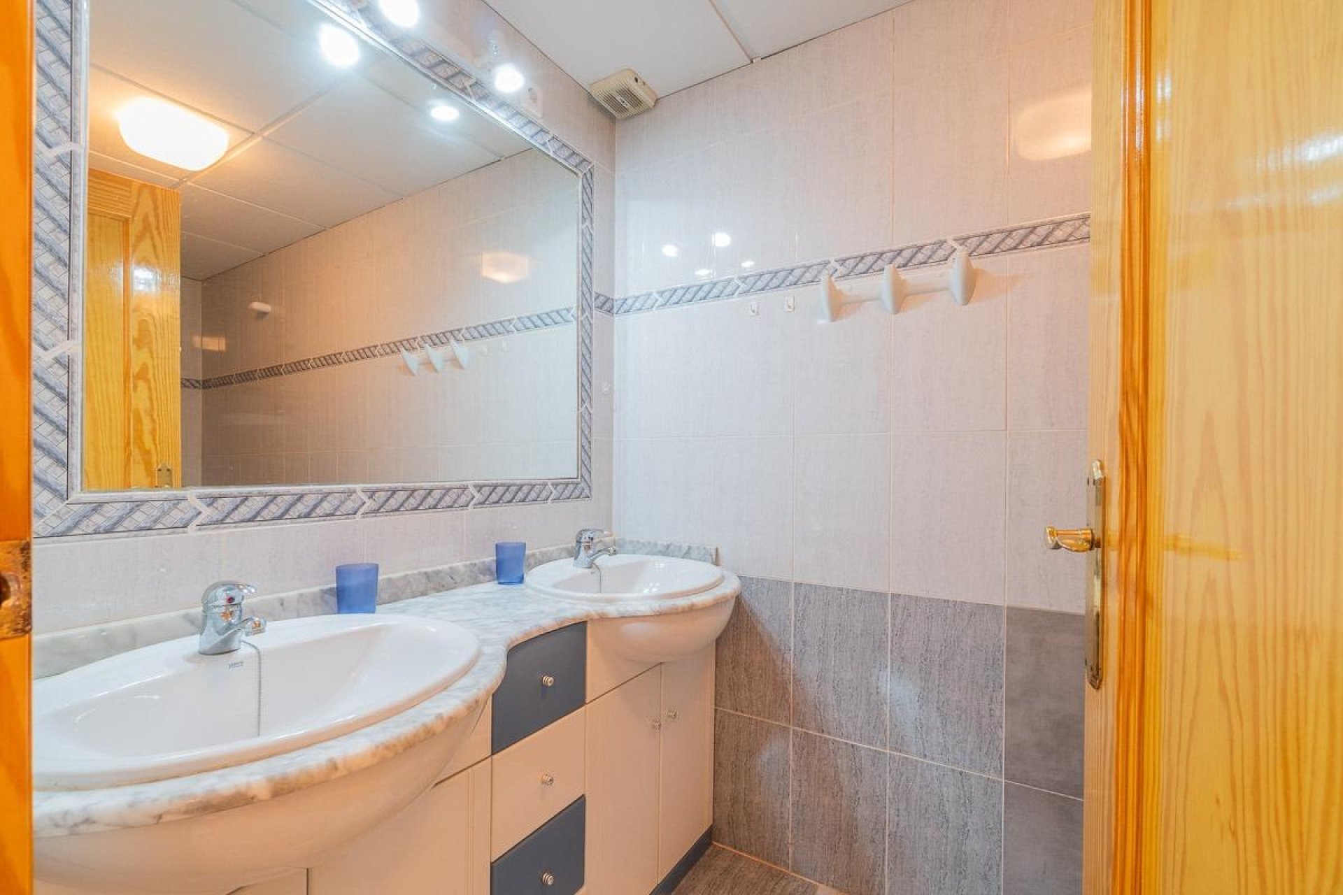 Reventa - Adosado -
Orihuela Costa - Playa Flamenca