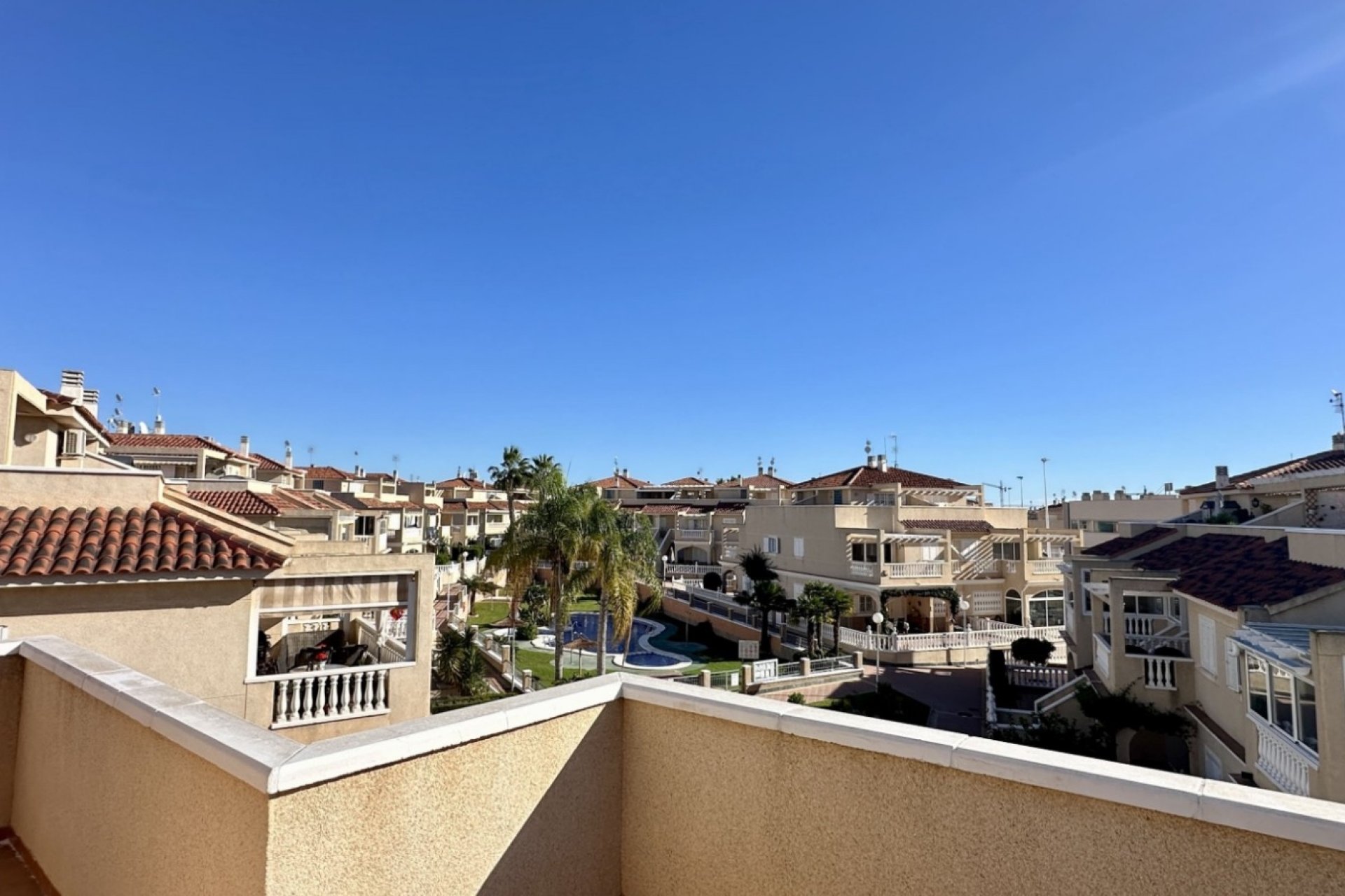 Reventa - Adosado -
Orihuela Costa - Playa Flamenca