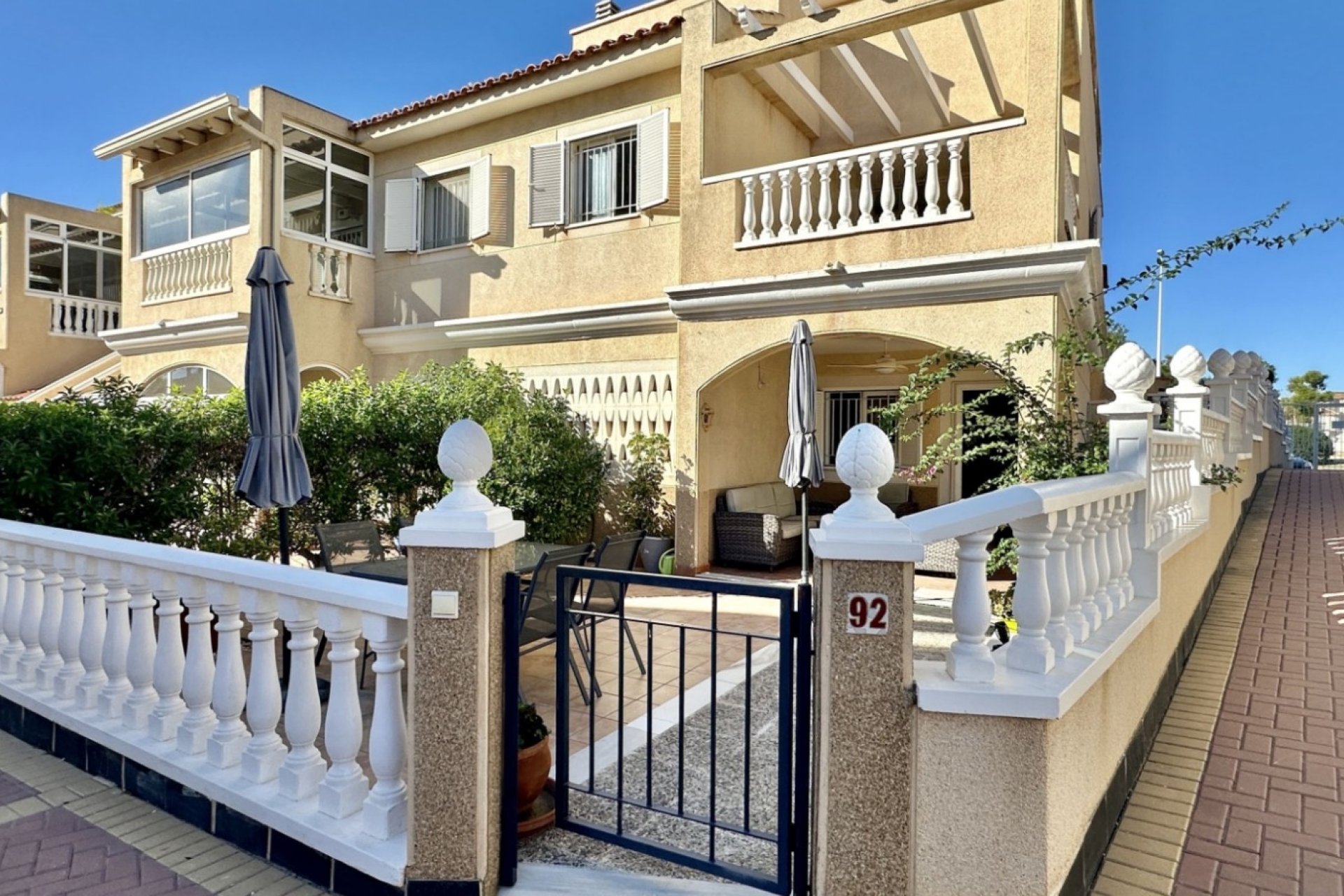 Reventa - Adosado -
Orihuela Costa - Playa Flamenca