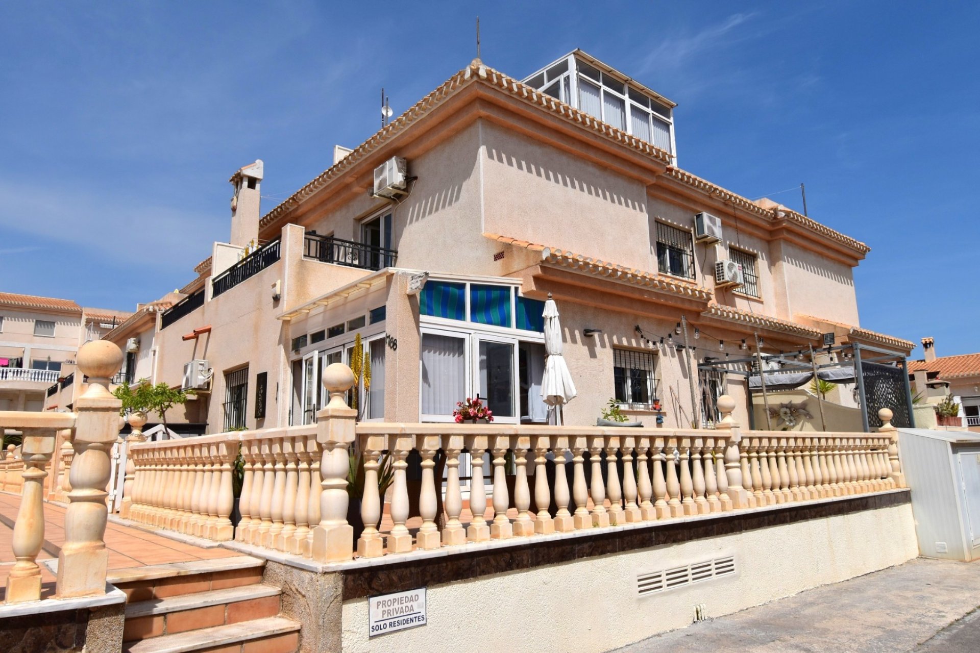 Reventa - Adosado -
Orihuela Costa - Playa Flamenca