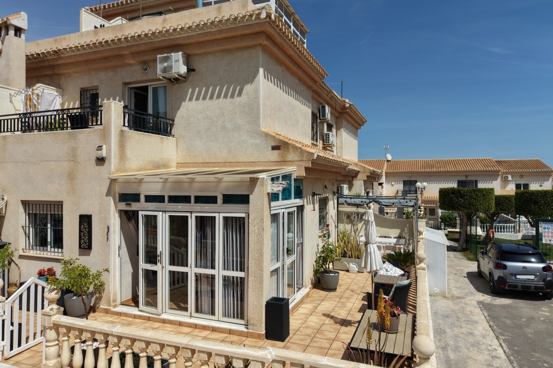 Reventa - Adosado -
Orihuela Costa - Playa Flamenca