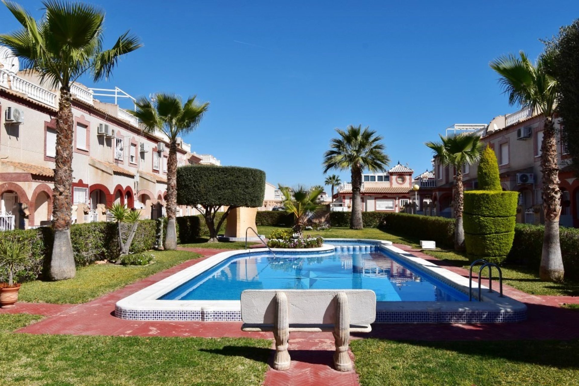 Reventa - Adosado -
Orihuela Costa - Playa Flamenca