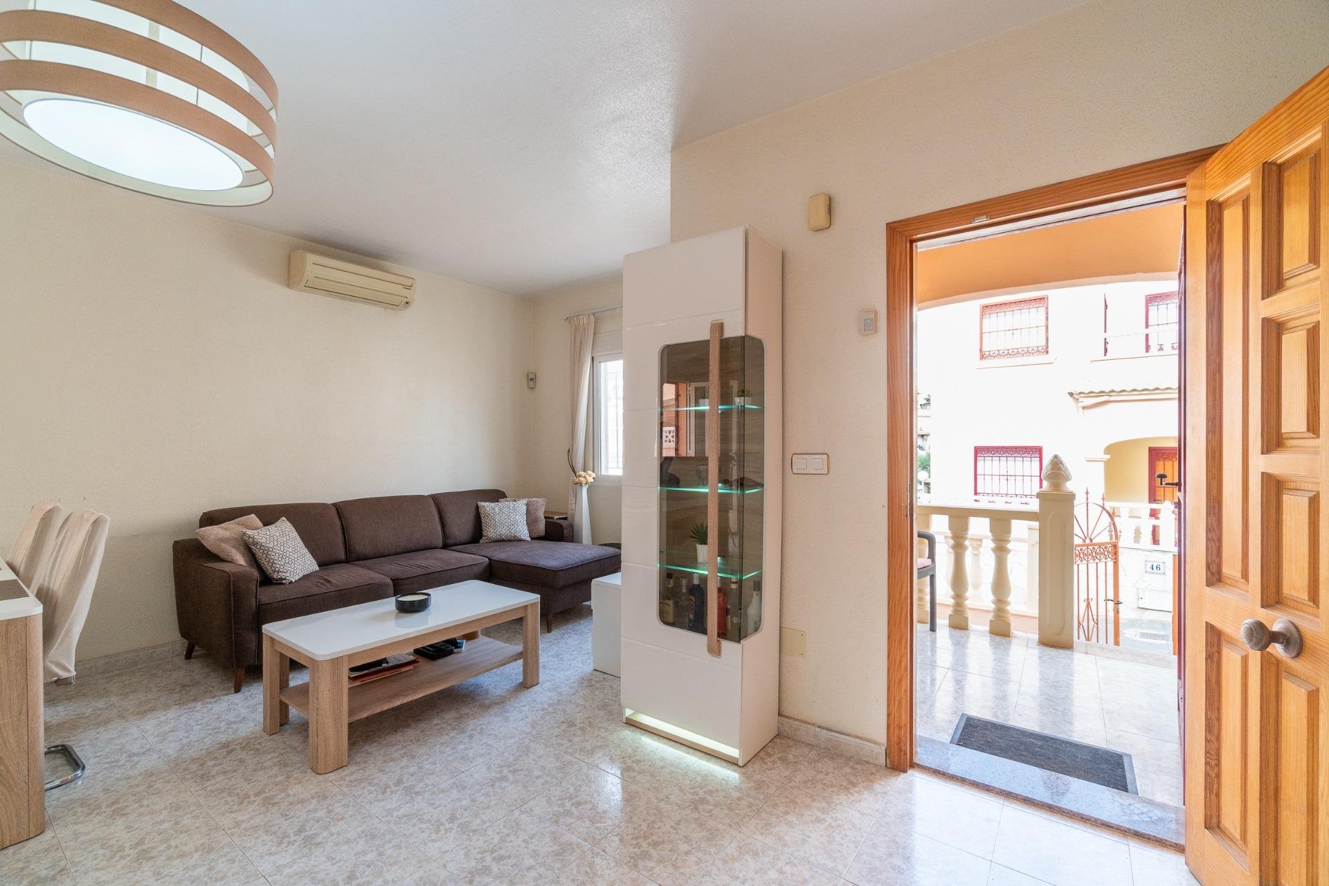 Reventa - Adosado -
Orihuela Costa - Playa Flamenca