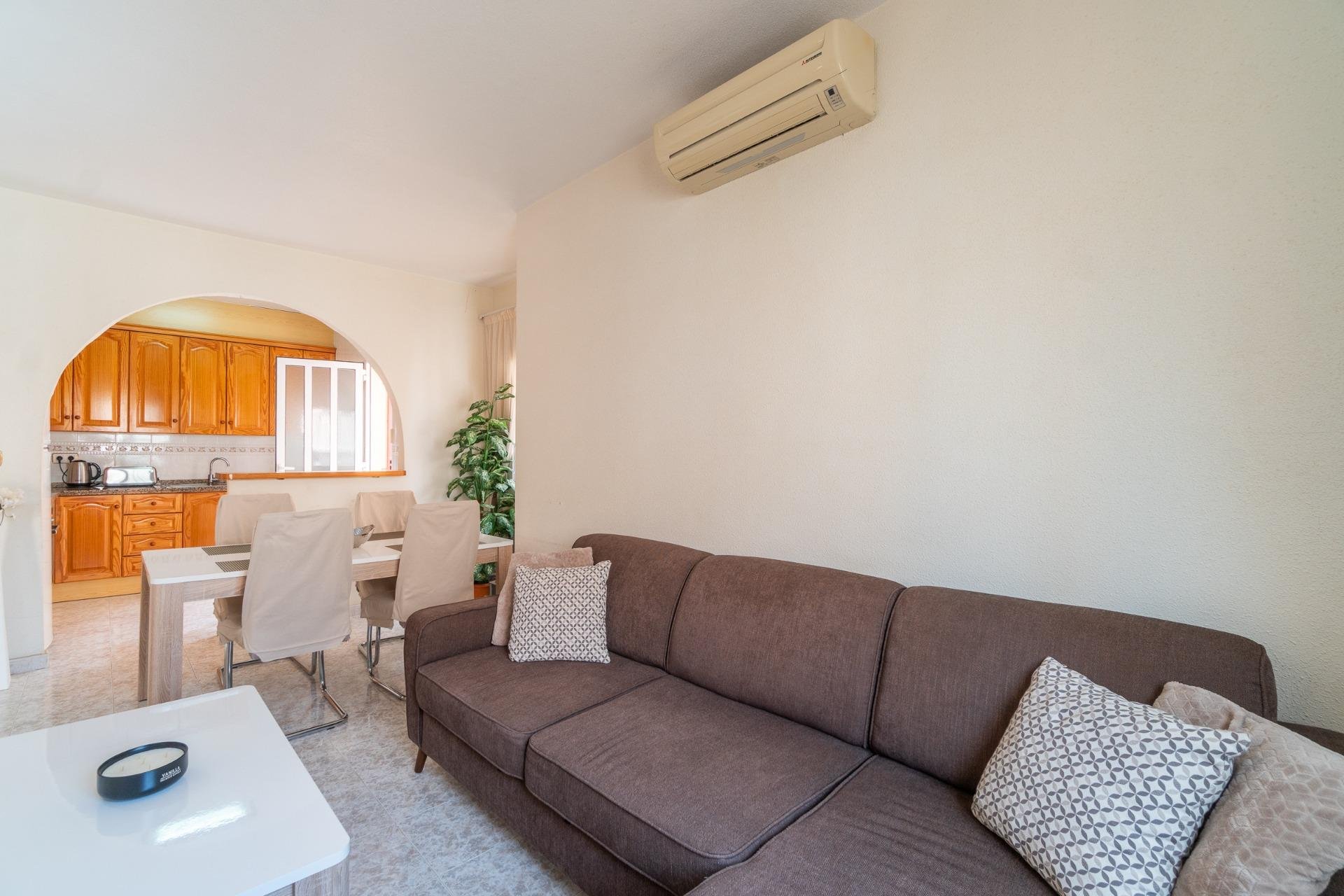 Reventa - Adosado -
Orihuela Costa - Playa Flamenca