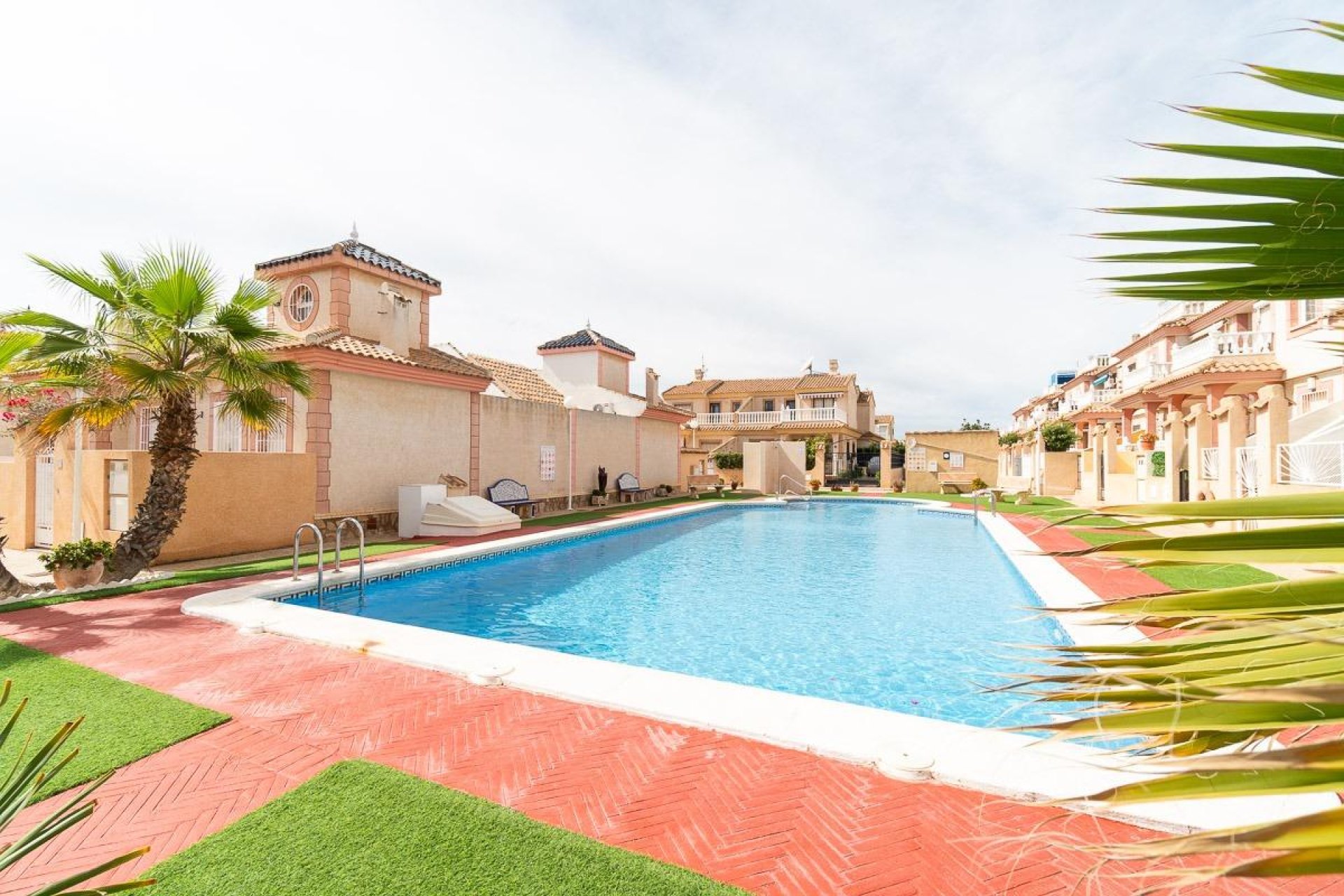 Reventa - Adosado -
Orihuela Costa - Punta Prima