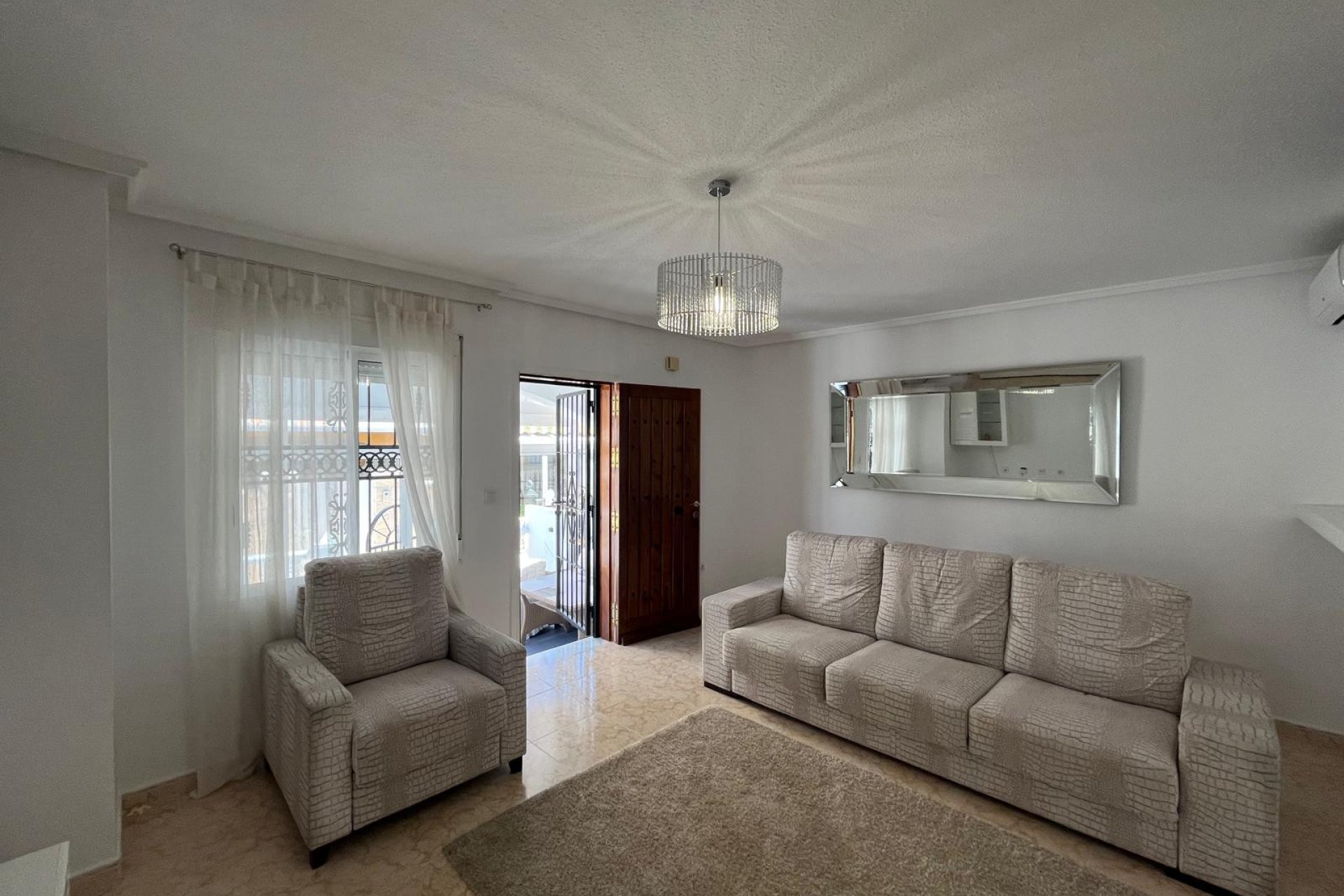Reventa - Adosado -
Orihuela Costa - Punta Prima