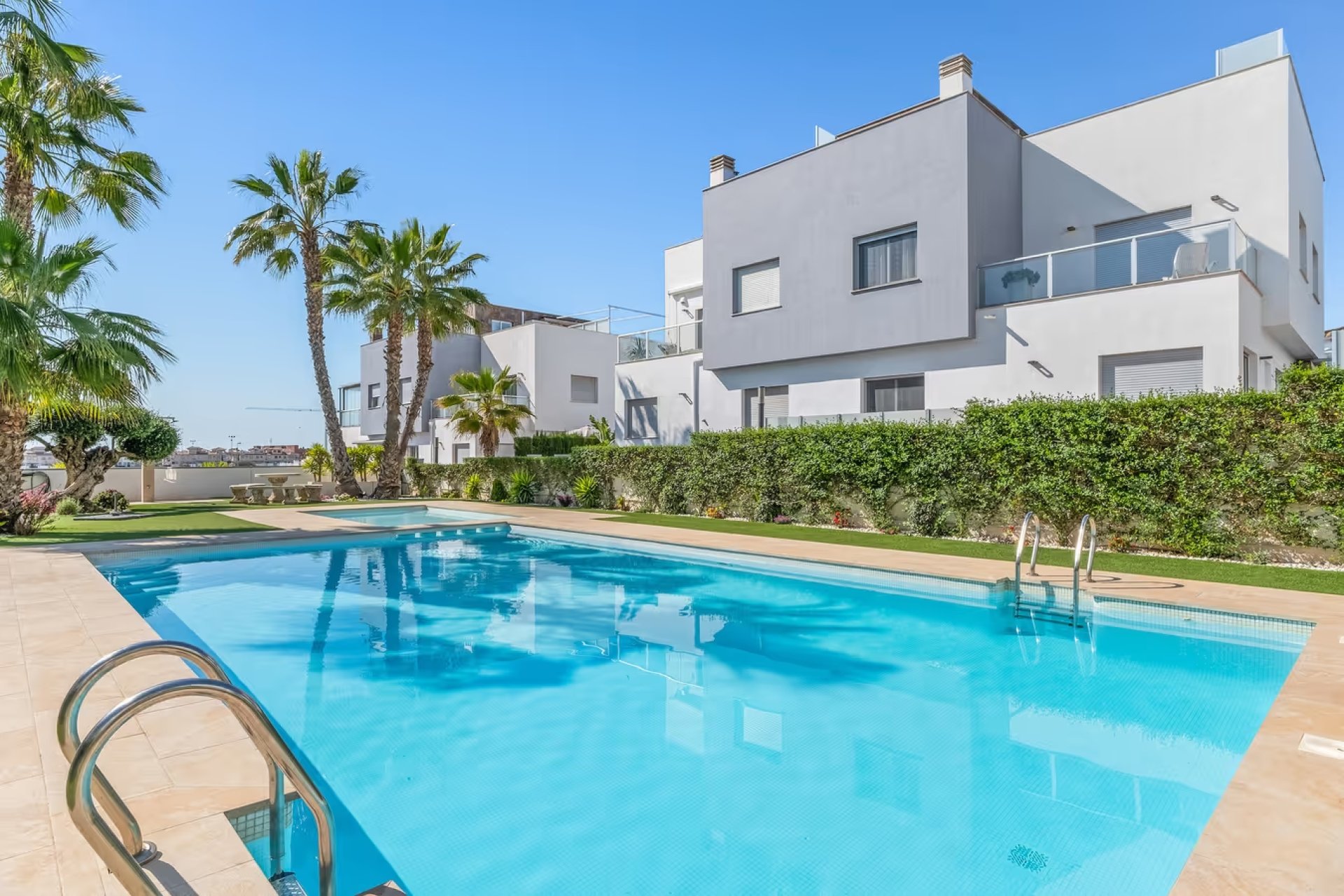 Reventa - Adosado -
Orihuela Costa - Punta Prima
