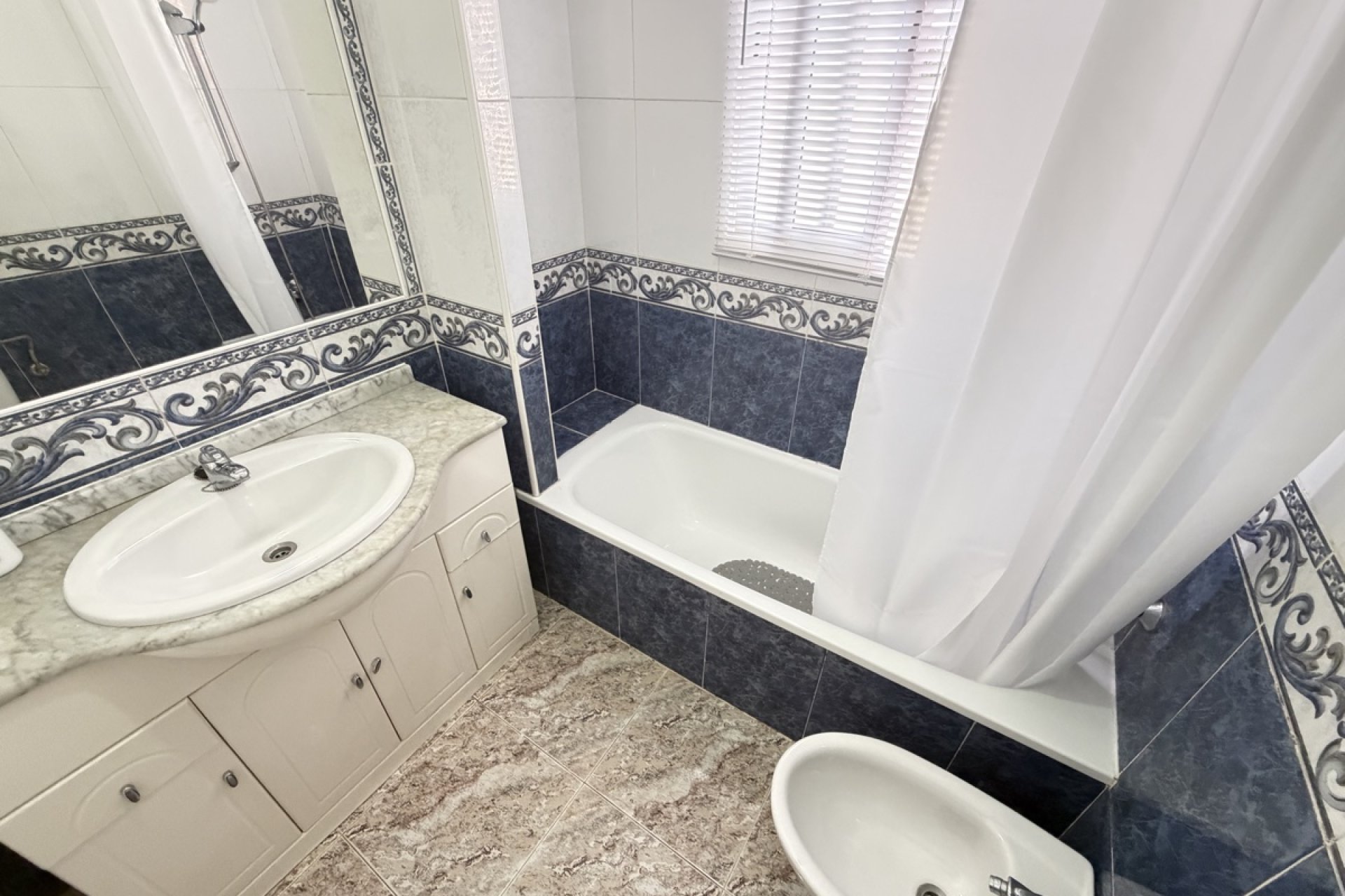 Reventa - Adosado -
Orihuela Costa - Villamartin