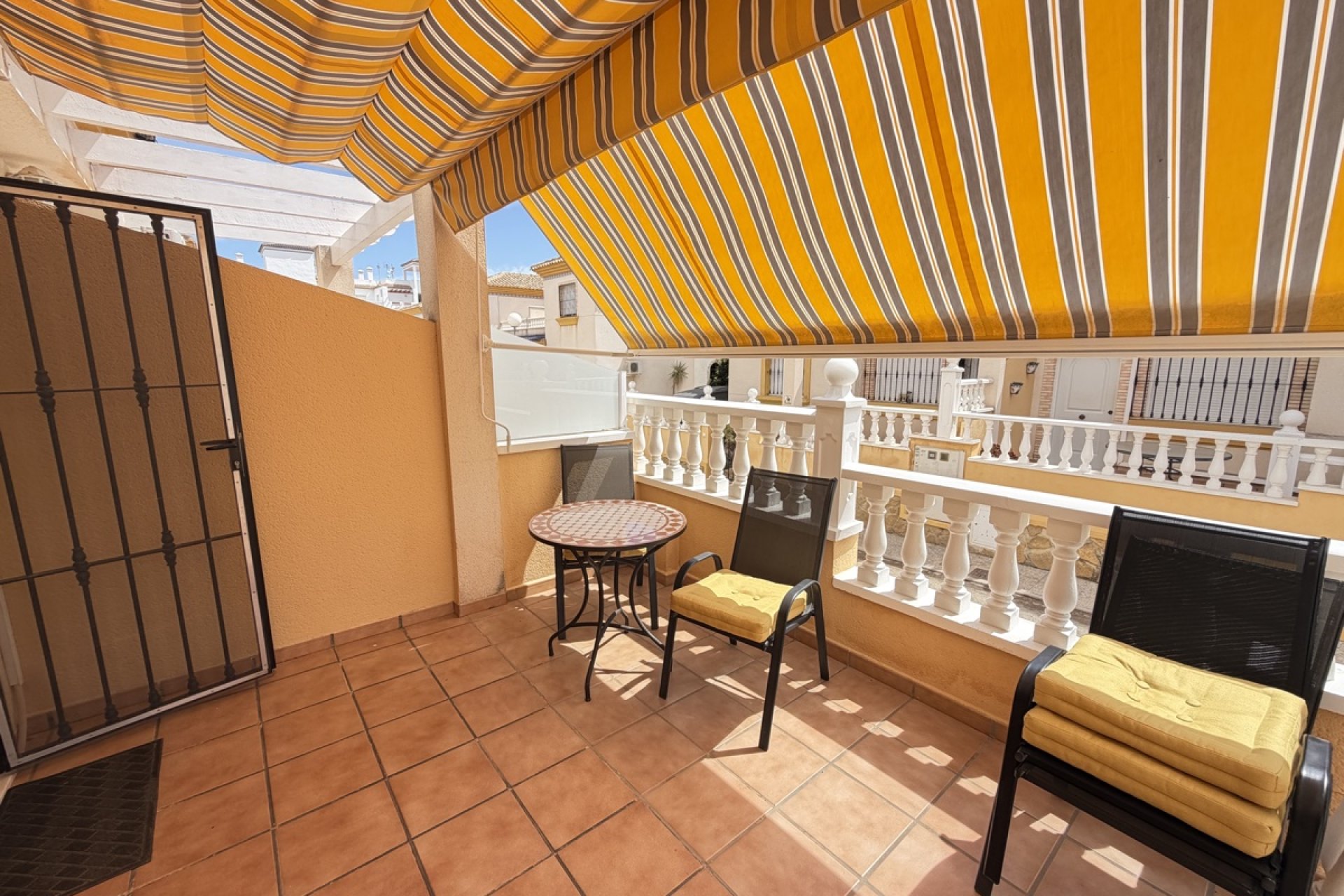 Reventa - Adosado -
Orihuela Costa - Villamartin