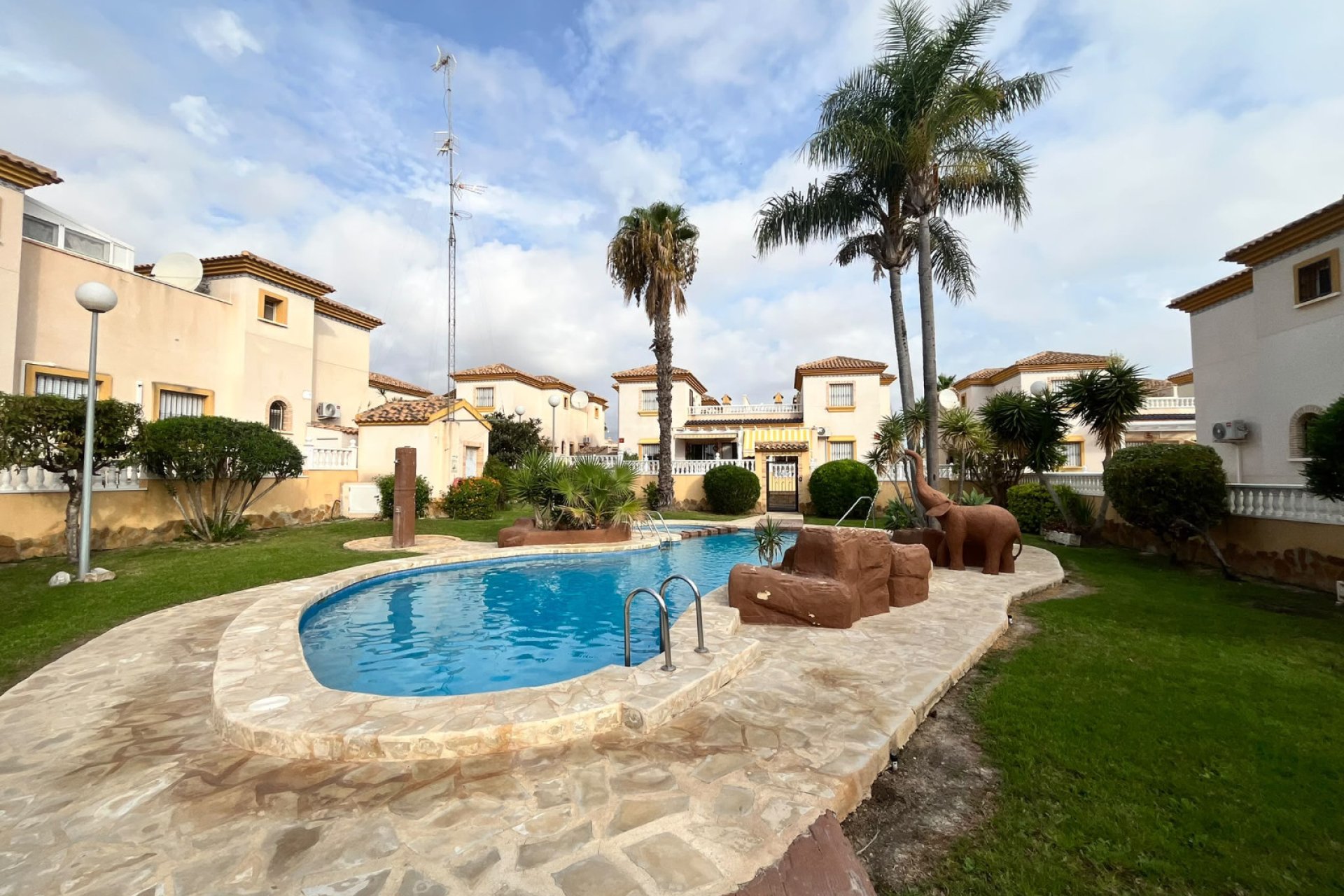 Reventa - Adosado -
Orihuela Costa - Villamartin