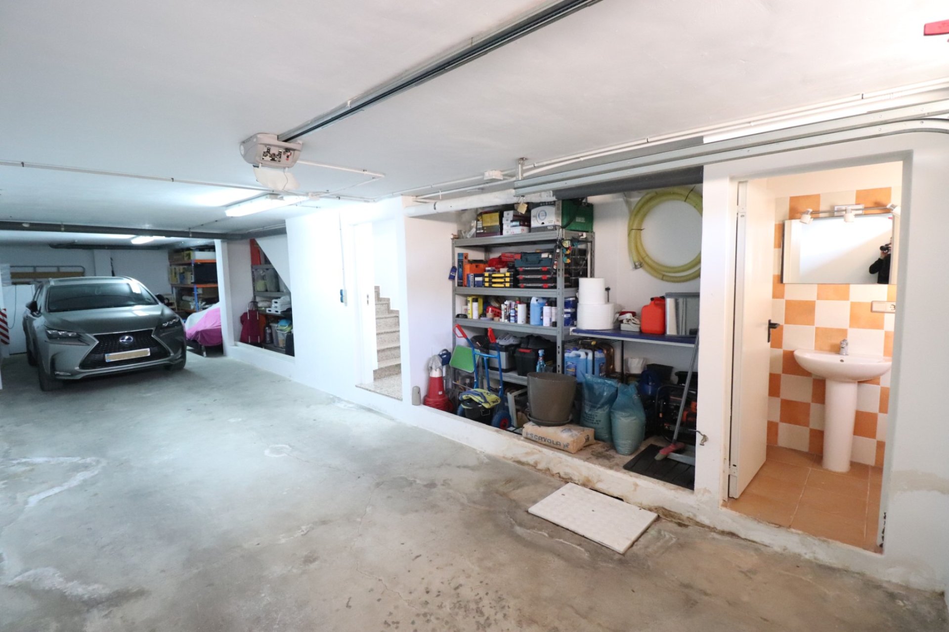 Reventa - Adosado -
Redovan - Redovan - Town