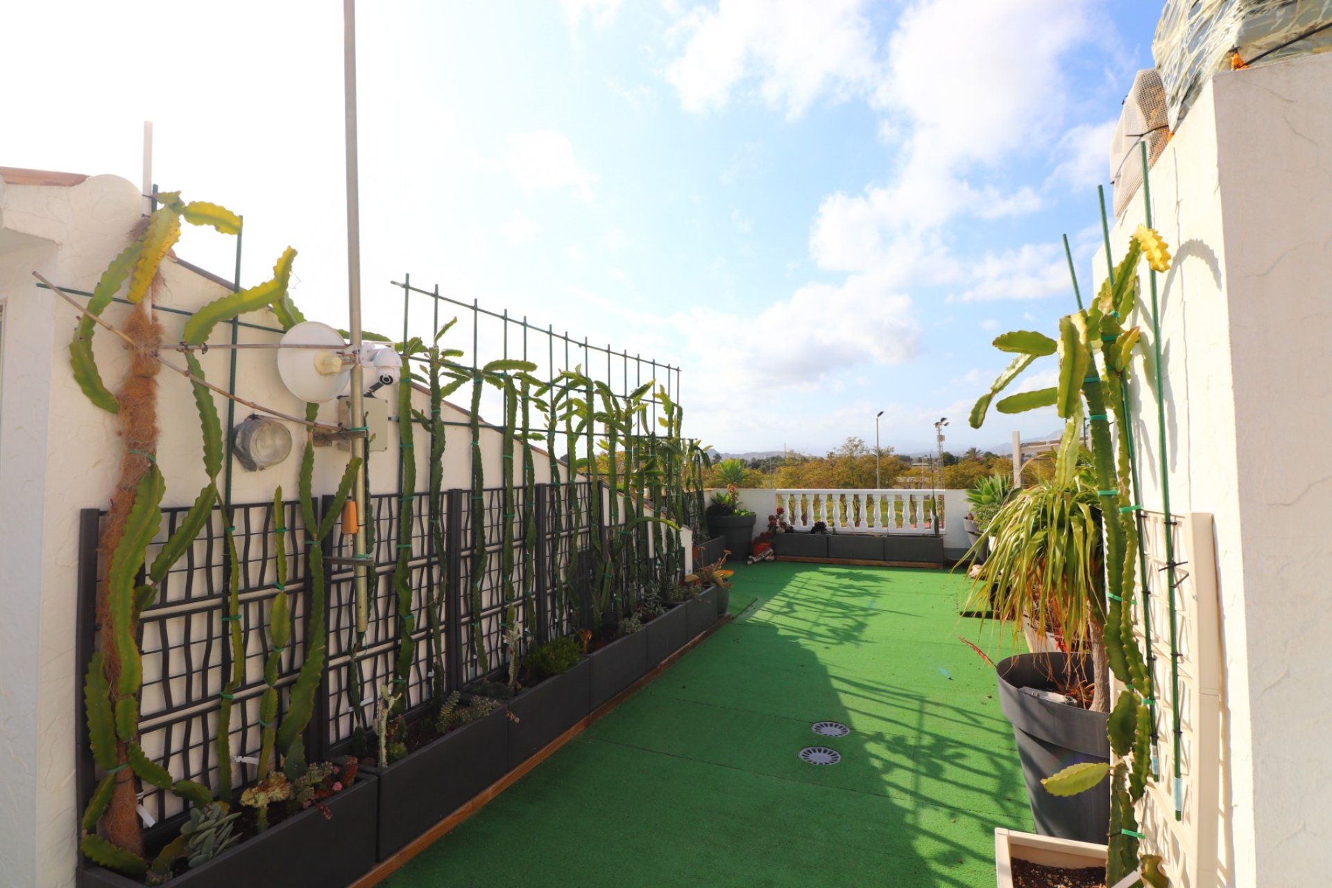 Reventa - Adosado -
Redovan - Redovan - Town