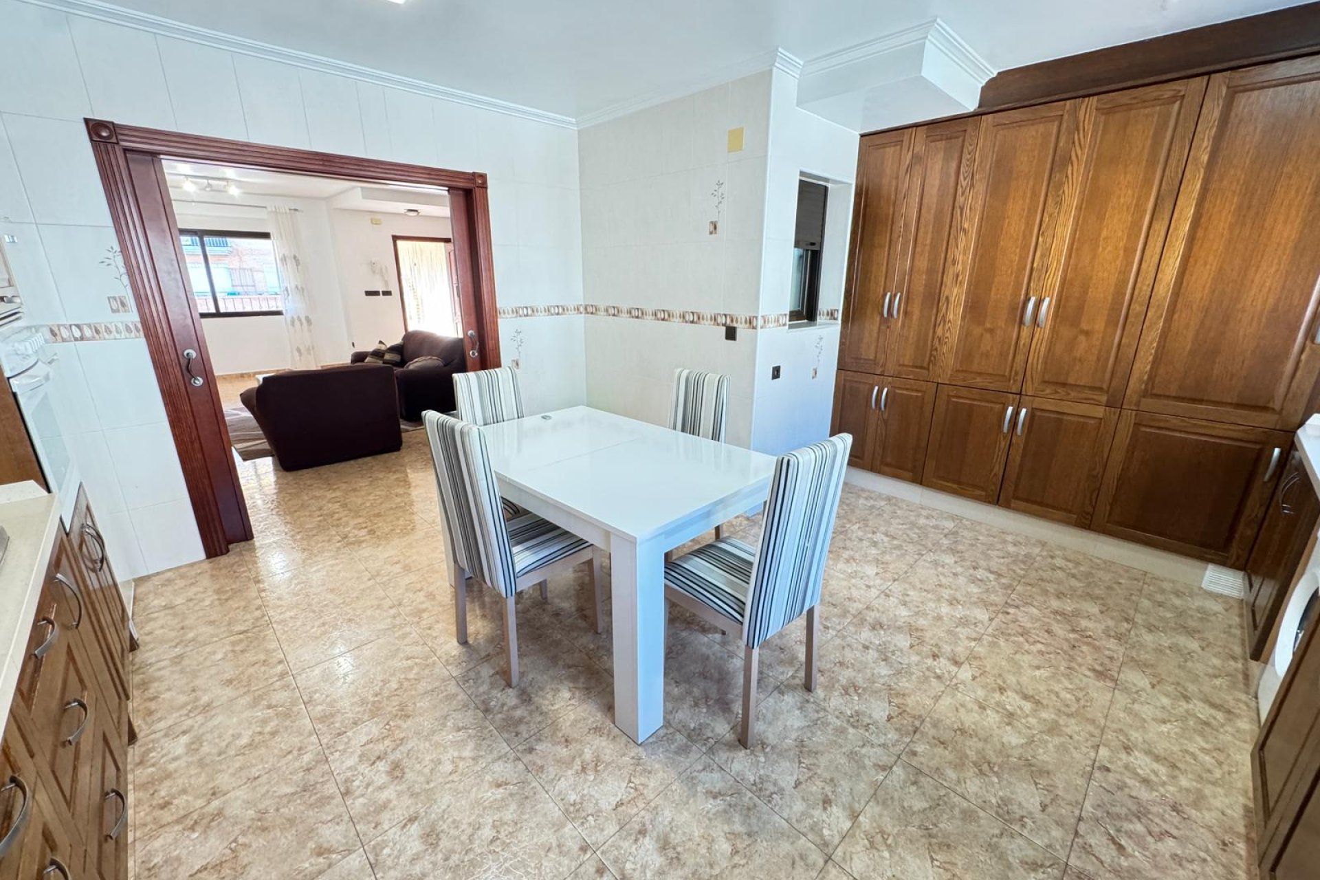 Reventa - Adosado -
San Miguel de Salinas - San Miguel - Town