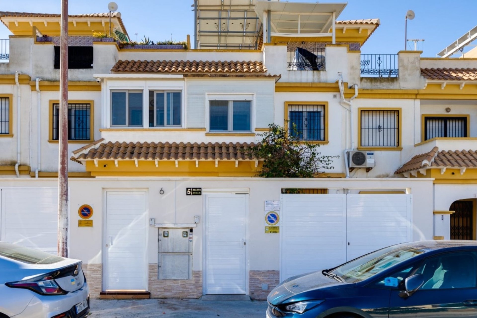 Reventa - Adosado -
Torrevieja - Aguas Nuevas