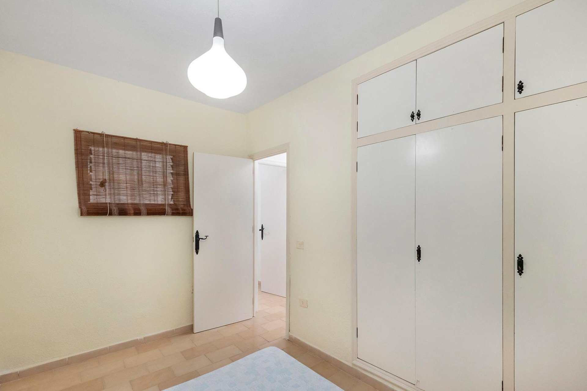 Reventa - Adosado -
Torrevieja - Calas Blancas