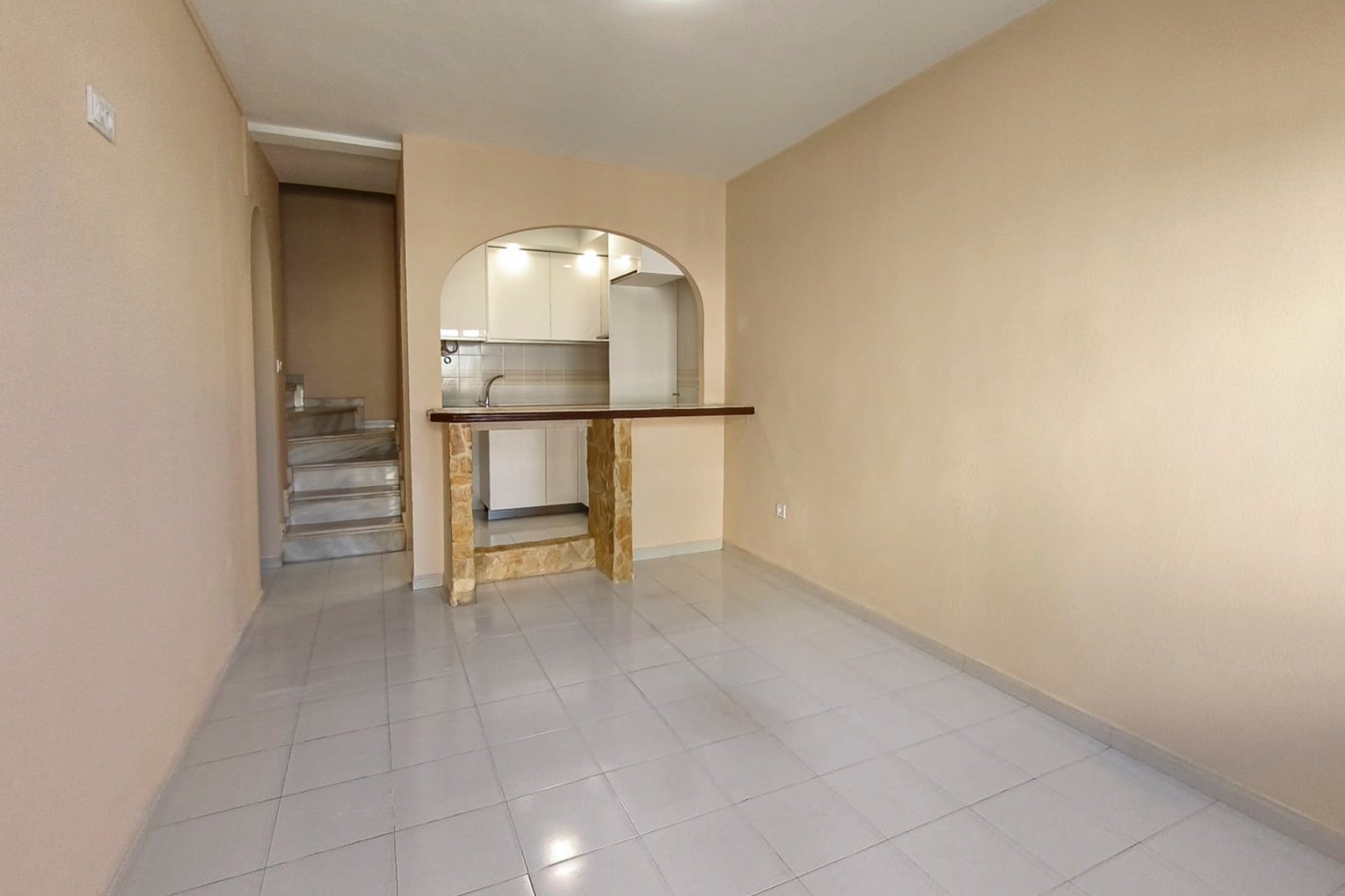 Reventa - Adosado -
Torrevieja - Lago Jardin