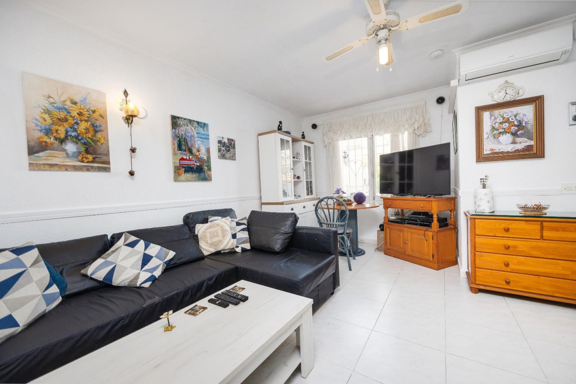 Reventa - Adosado -
Torrevieja - Los Ángeles