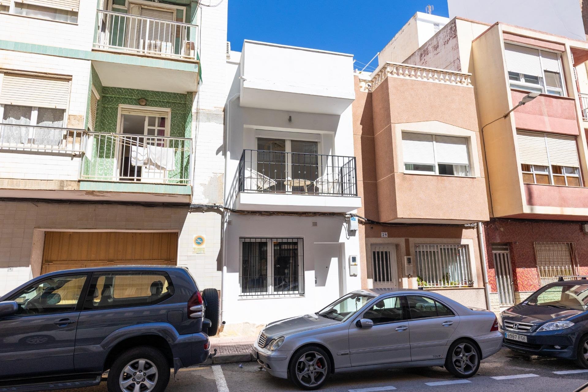 Reventa - Adosado -
Torrevieja - Paseo maritimo