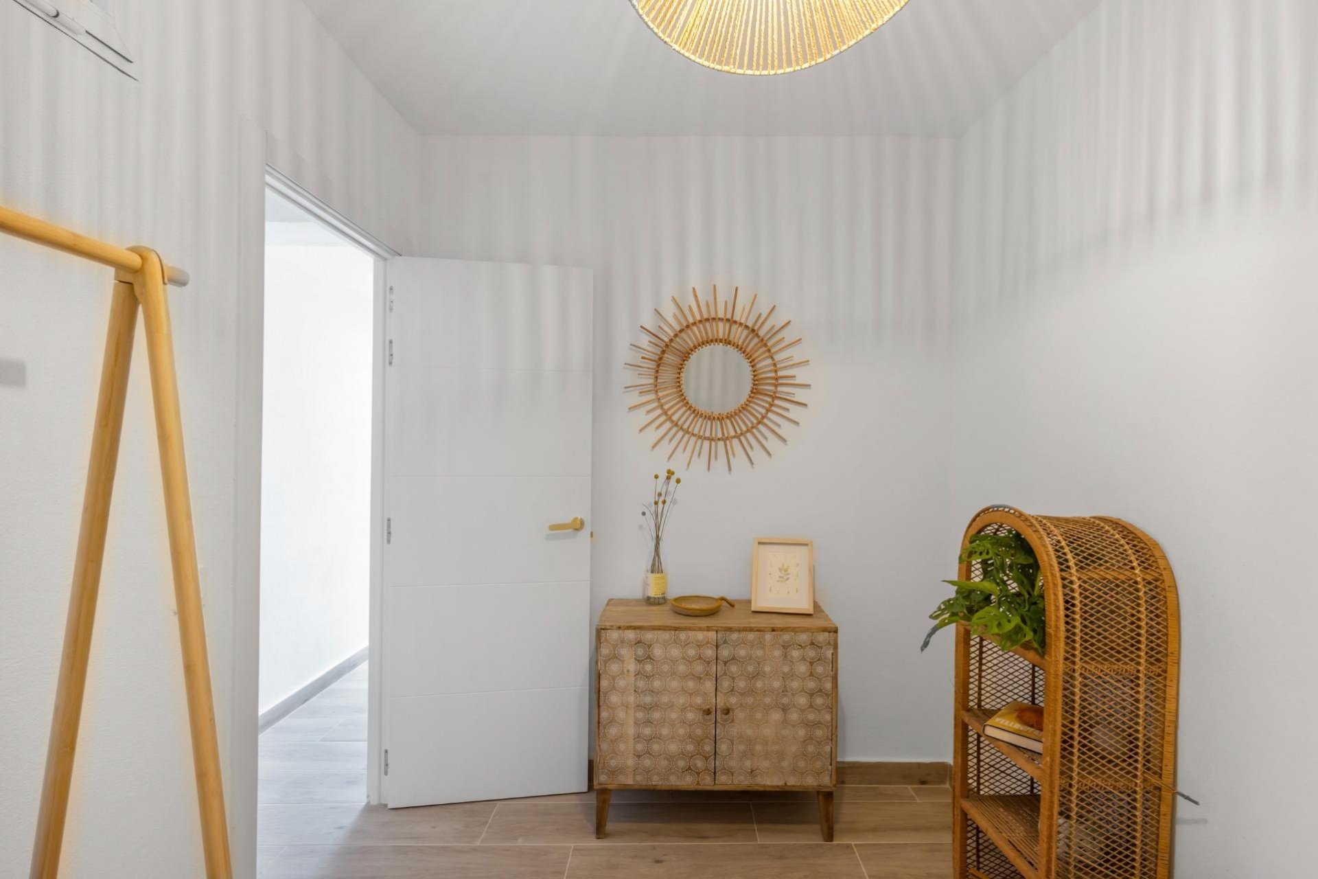 Reventa - Adosado -
Torrevieja - Paseo maritimo