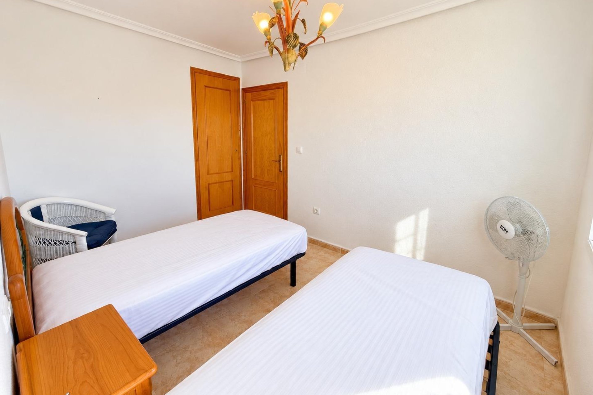 Reventa - Adosado -
Torrevieja - Torretas -La Siesta - El Limonar