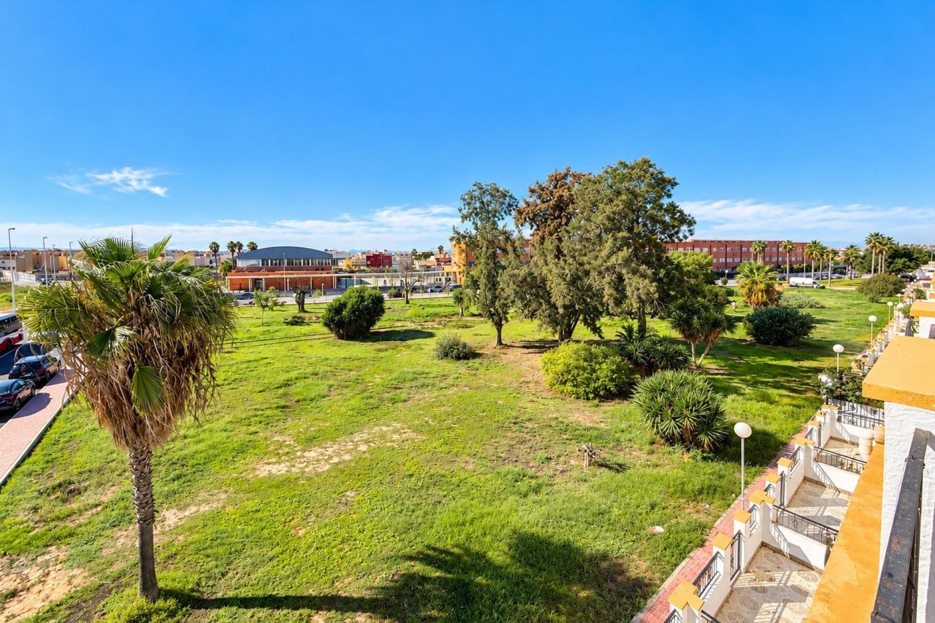 Reventa - Adosado -
Torrevieja - Torretas -La Siesta - El Limonar