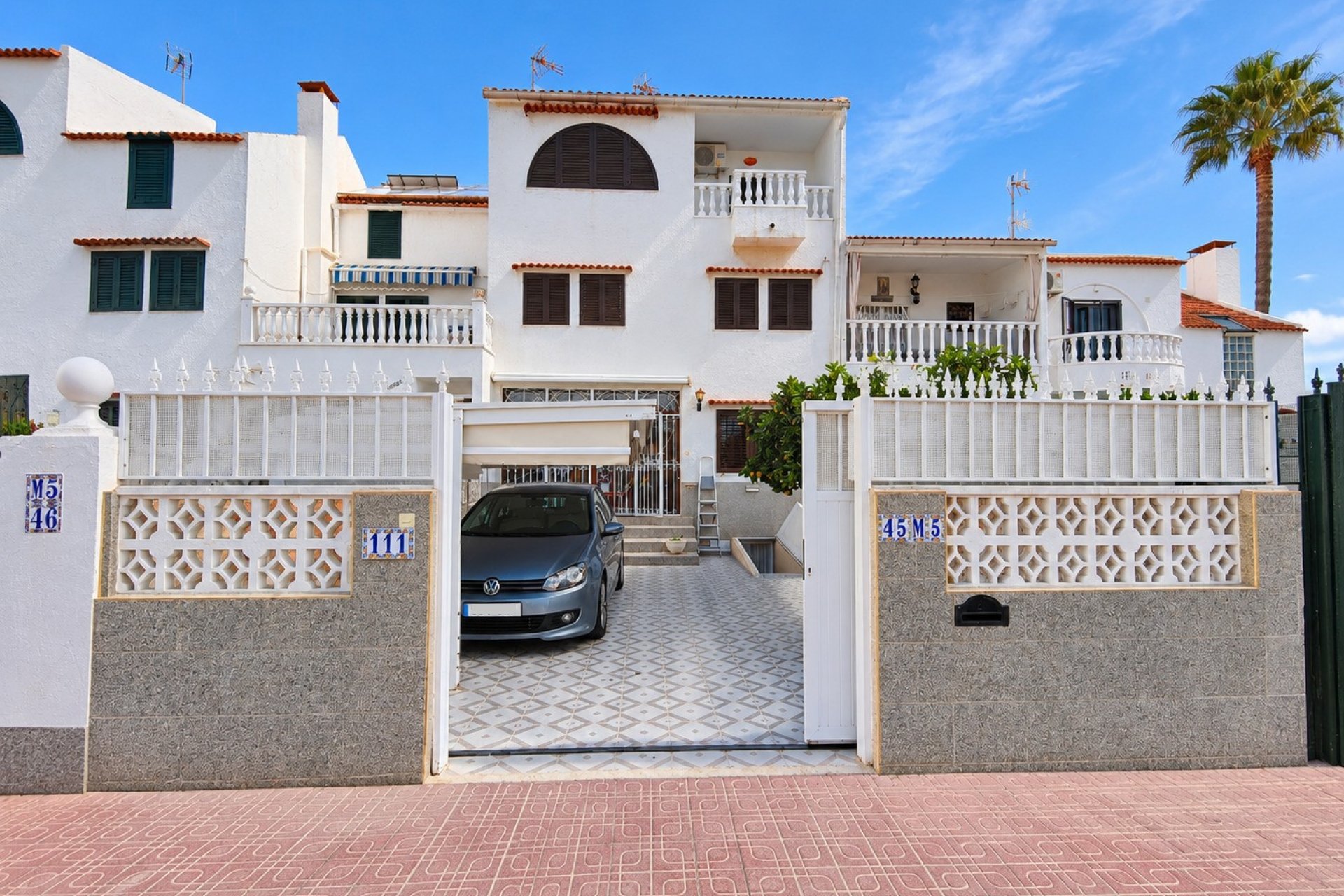 Reventa - Adosado -
Torrevieja - Torrevieja - Centre