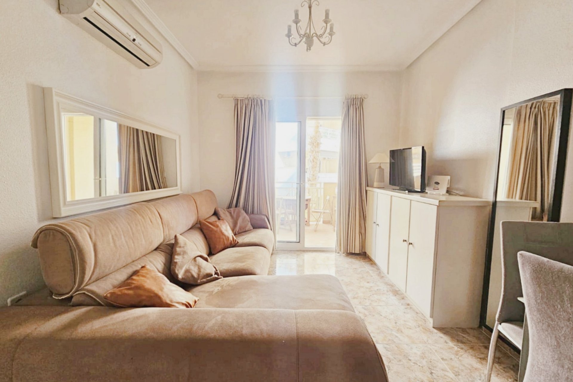 Reventa - Apartament / Duplex -
Orihuela Costa - Agua Marina