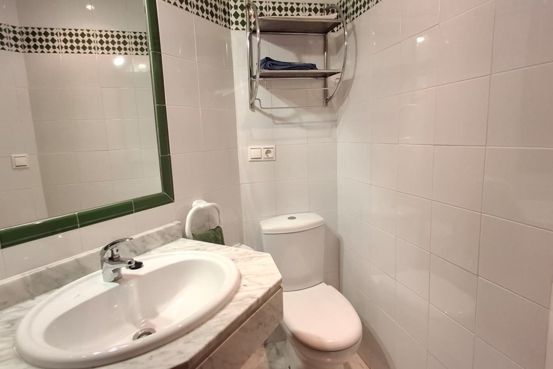 Reventa - Apartament / Duplex -
Torrevieja - Playa de los Locos