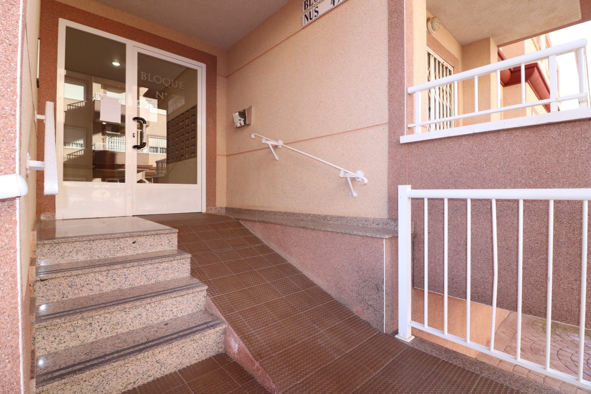 Reventa - Apartamento / piso -
Algorfa - Algorfa - Village