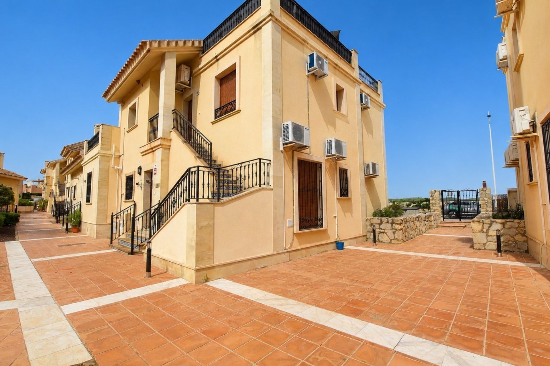 Reventa - Apartamento / piso -
Algorfa - La Finca Golf Resort