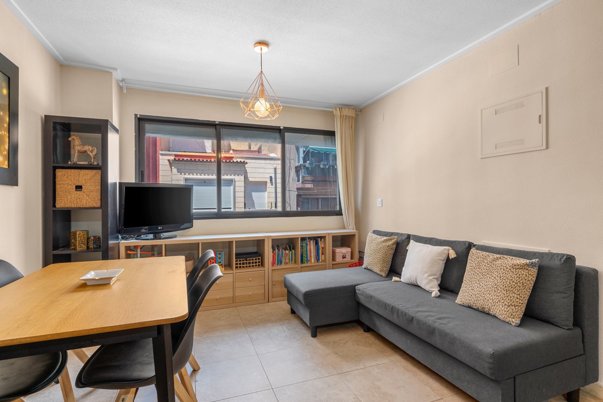 Reventa - Apartamento / piso -
Alicante - Alicante - City