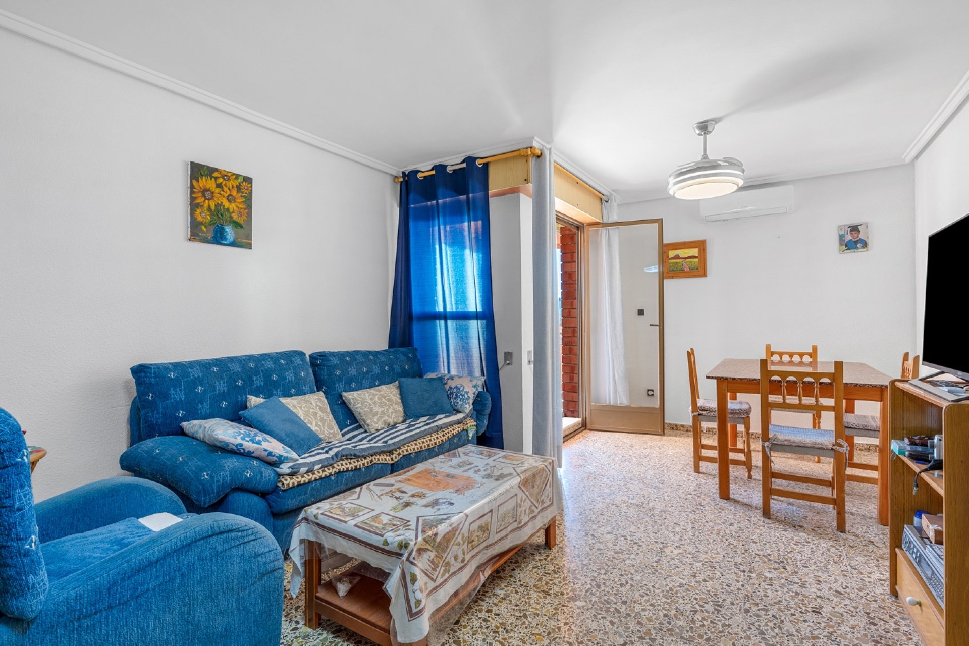 Reventa - Apartamento / piso -
Arenales del Sol - Arenales del Sol - Town