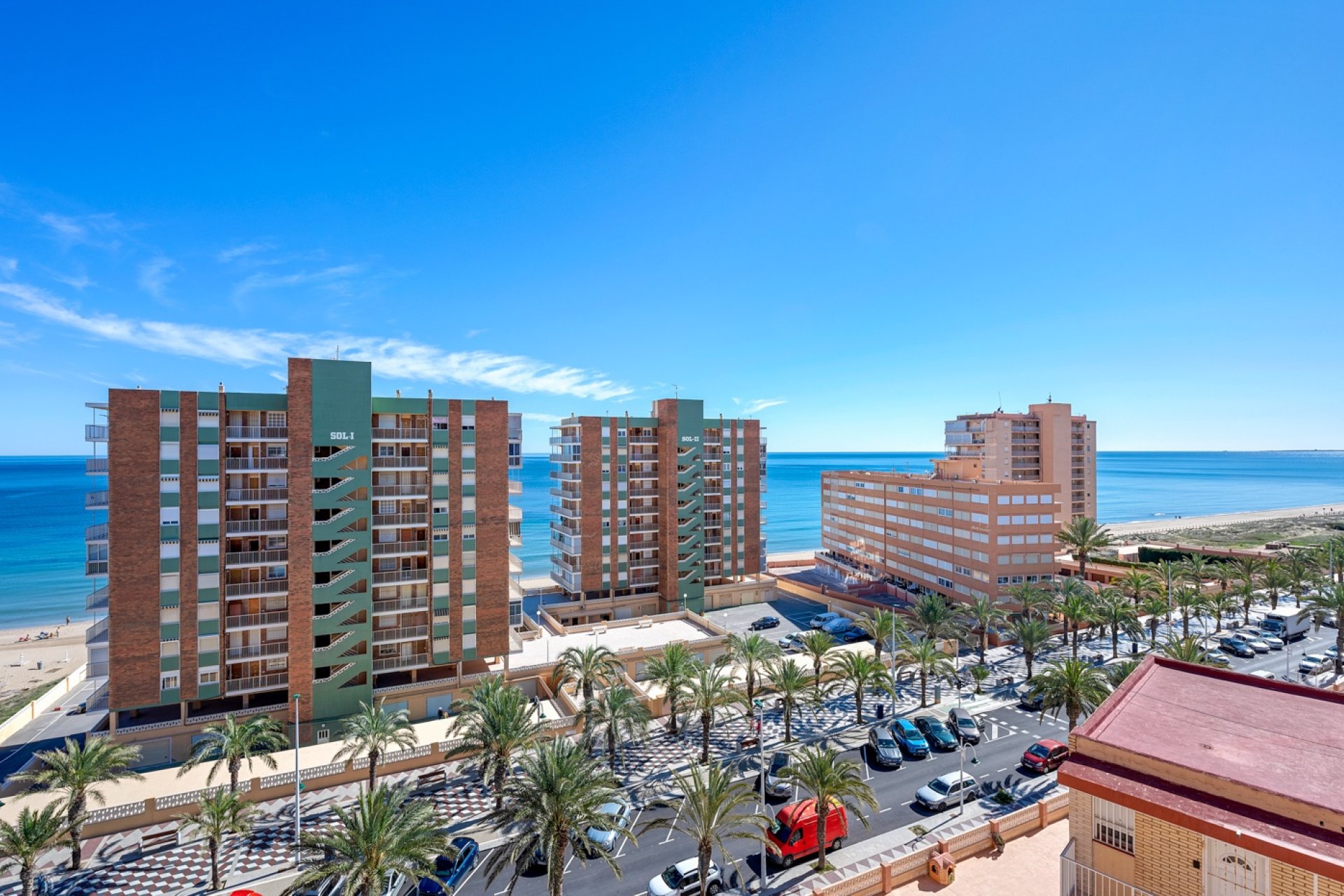 Reventa - Apartamento / piso -
Arenales del Sol - Arenales del Sol - Town