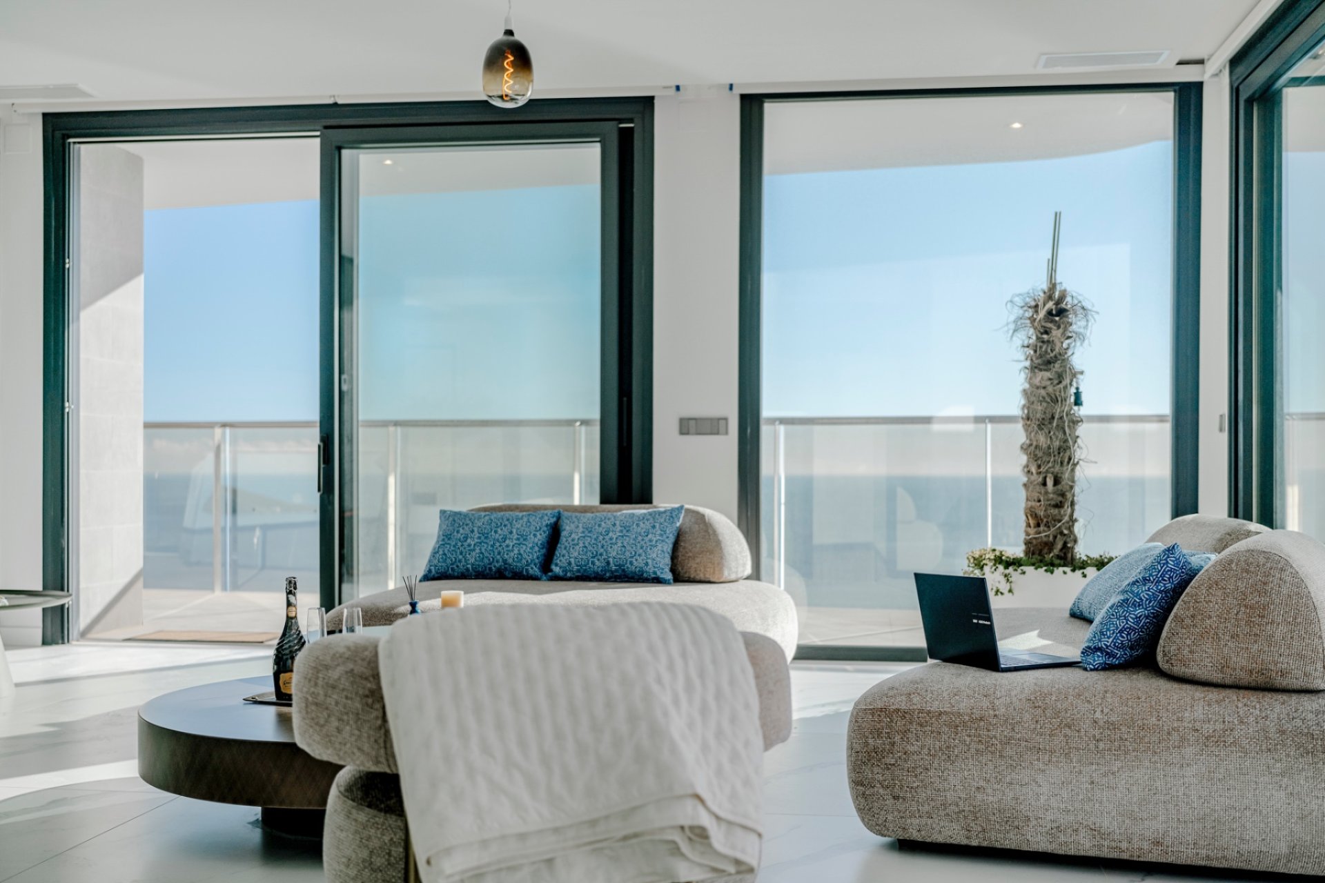 Reventa - Apartamento / piso -
Benidorm - Playa de Poniente