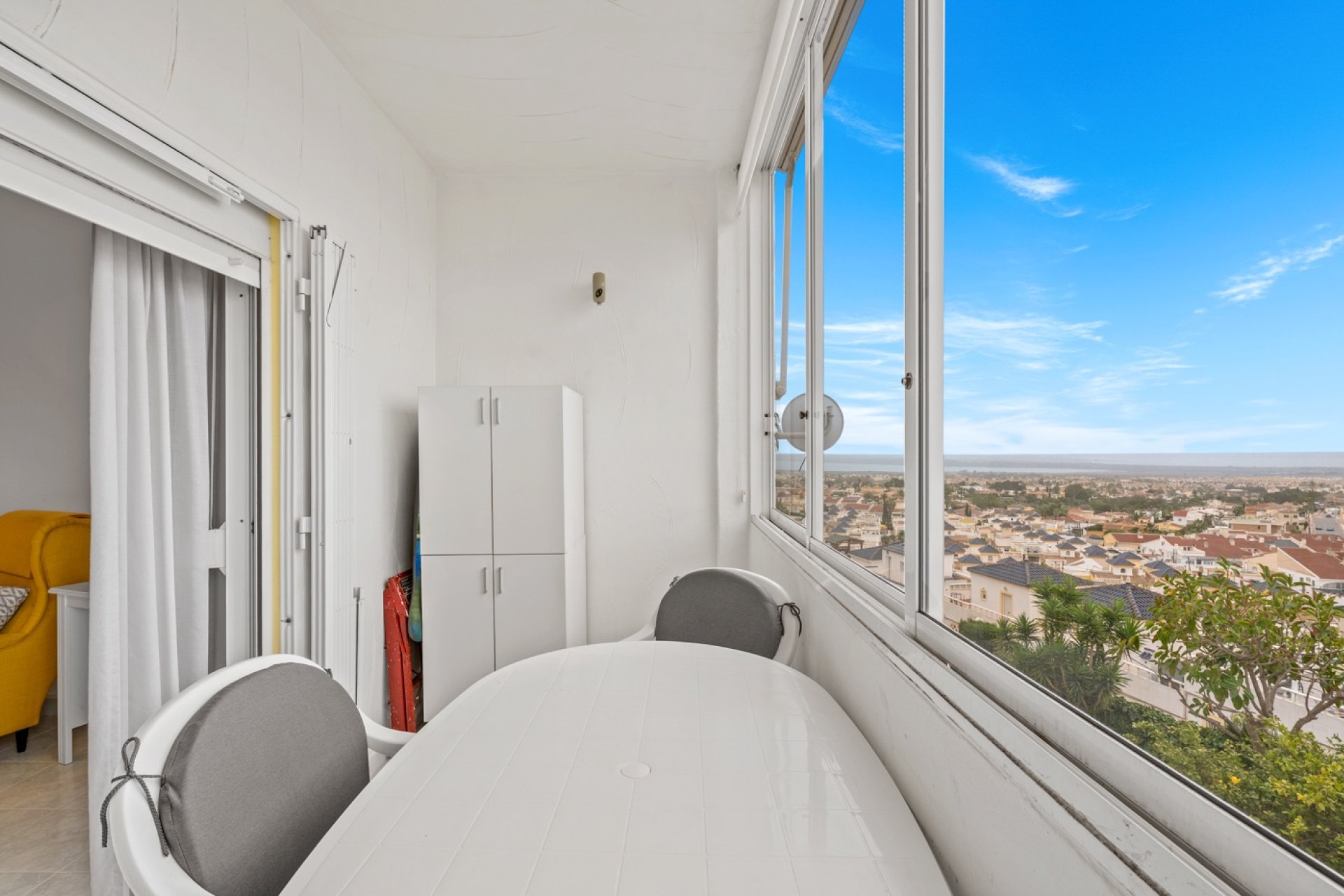 Reventa - Apartamento / piso -
Ciudad Quesada - Altos de Quesada