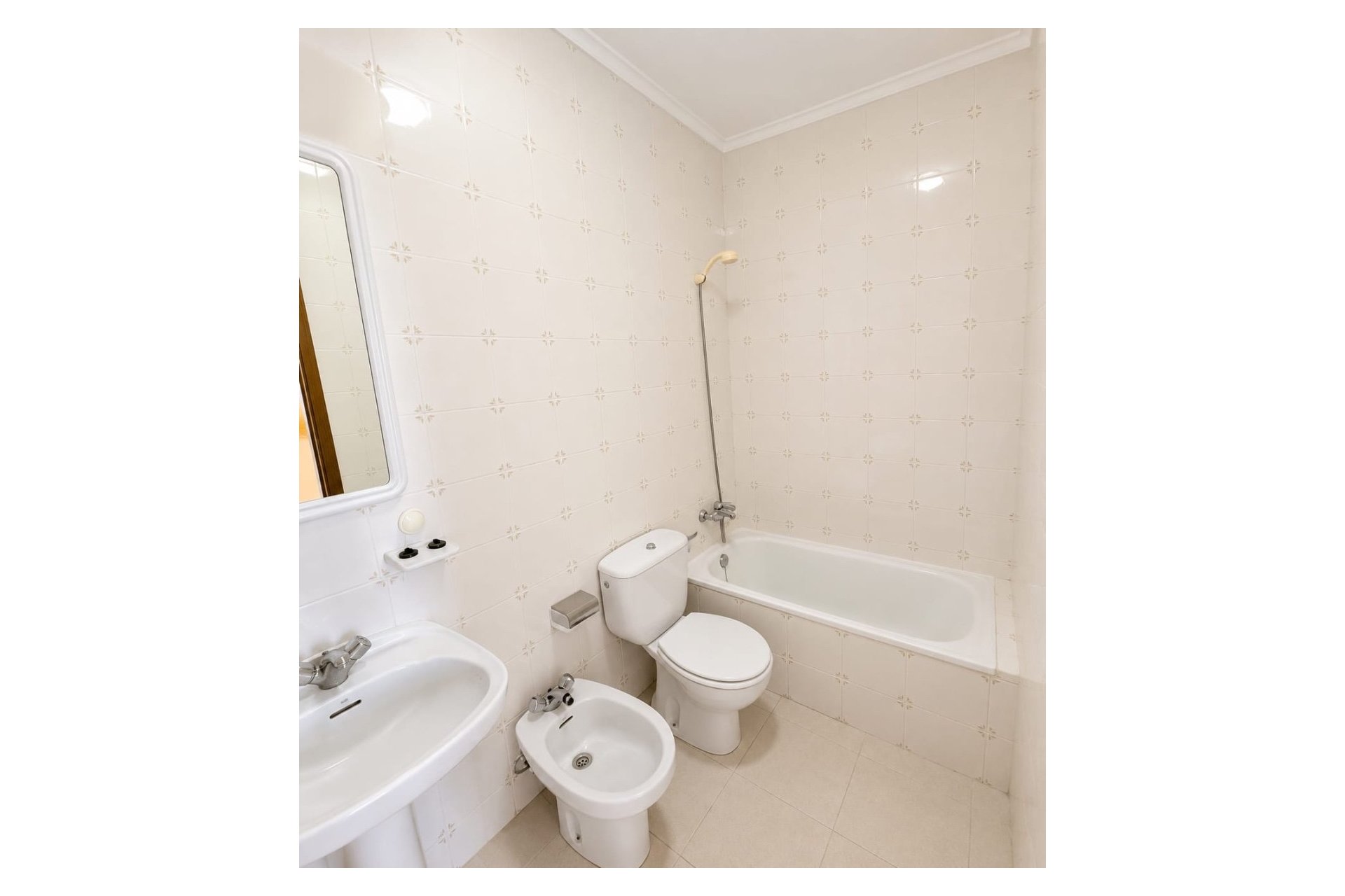 Reventa - Apartamento / piso -
Ciudad Quesada - Altos de Quesada
