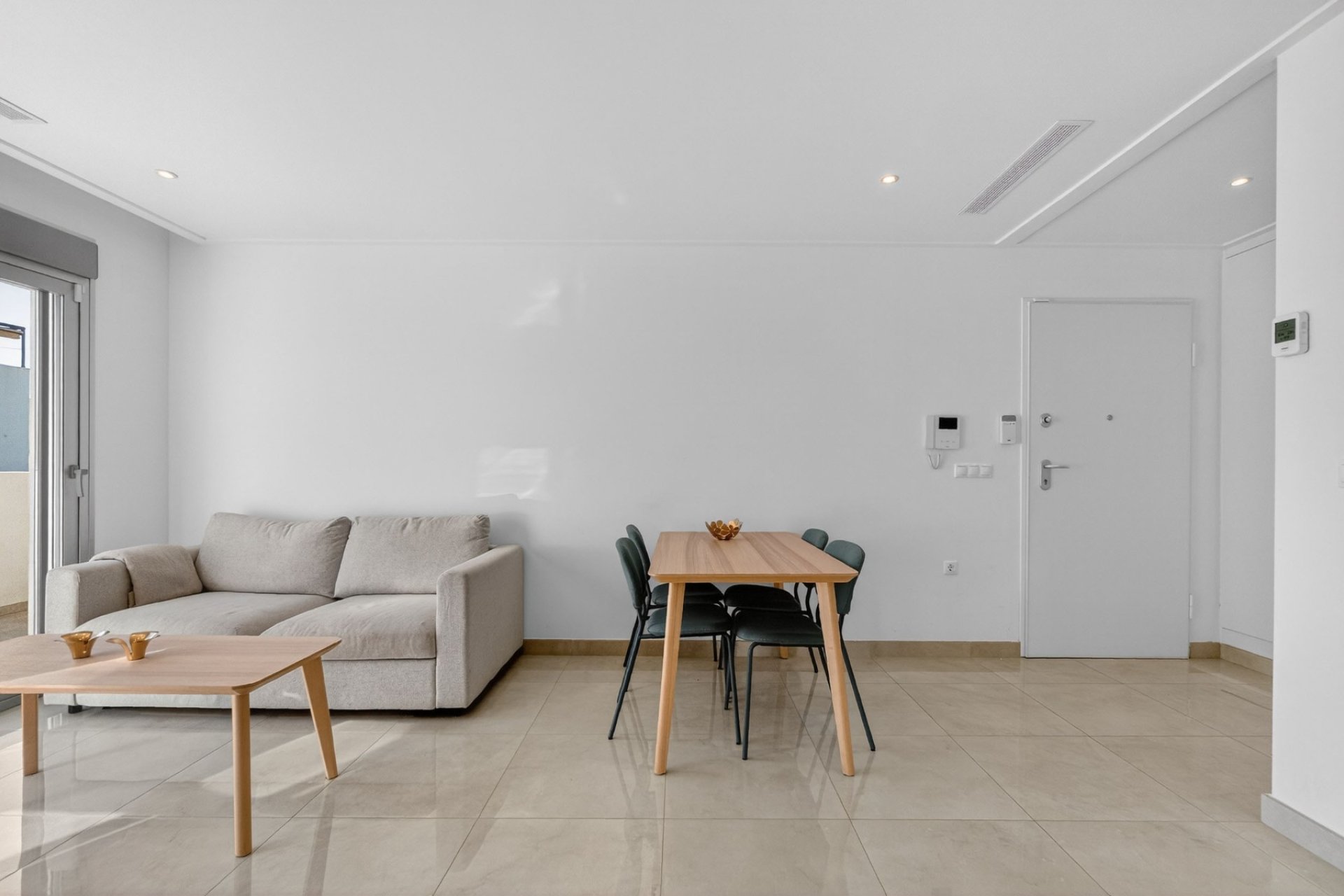 Reventa - Apartamento / piso -
Ciudad Quesada - Doña Pepa