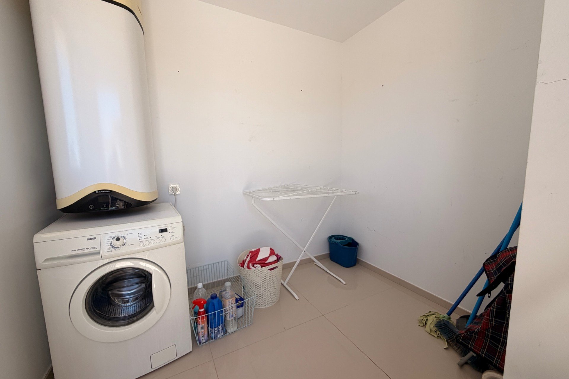 Reventa - Apartamento / piso -
Ciudad Quesada - Doña Pepa