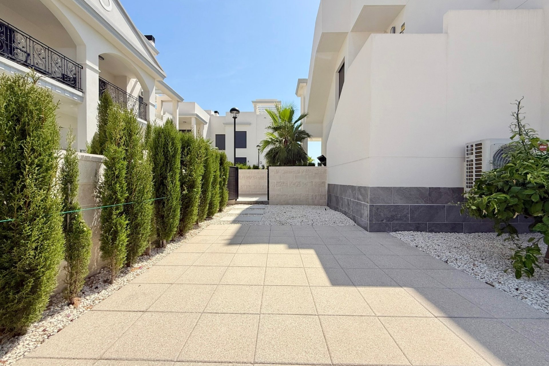 Reventa - Apartamento / piso -
Ciudad Quesada - La Laguna
