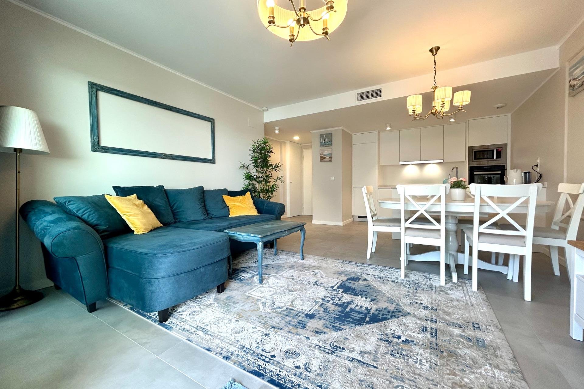 Reventa - Apartamento / piso -
Dehesa de campoamor - Campoamor