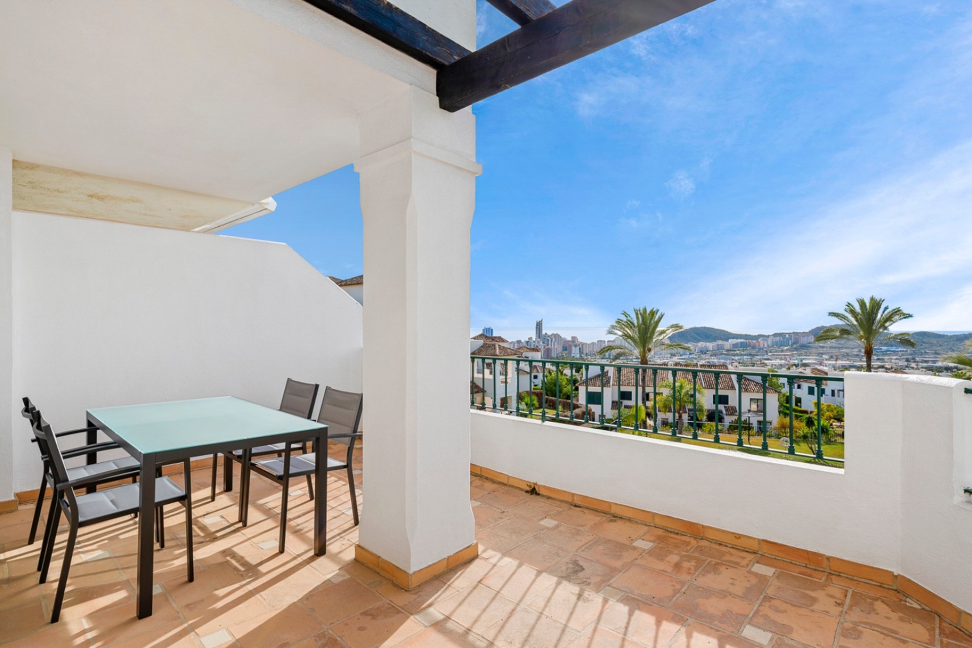 Reventa - Apartamento / piso -
Finestrat - Sierra Cortina - Golf Bahia