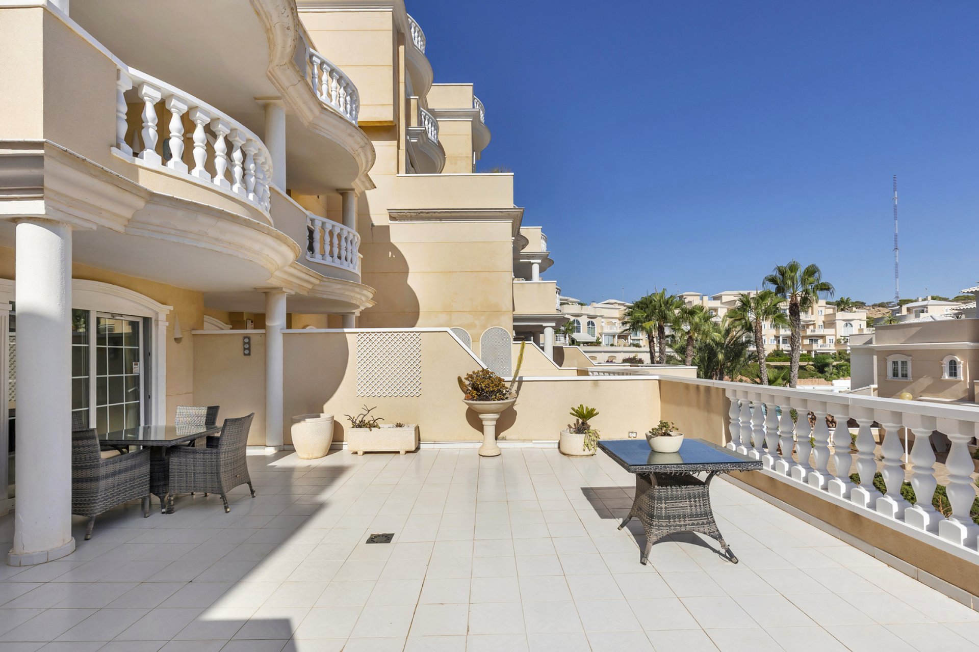 Reventa - Apartamento / piso -
Guardamar del Segura - Campomar