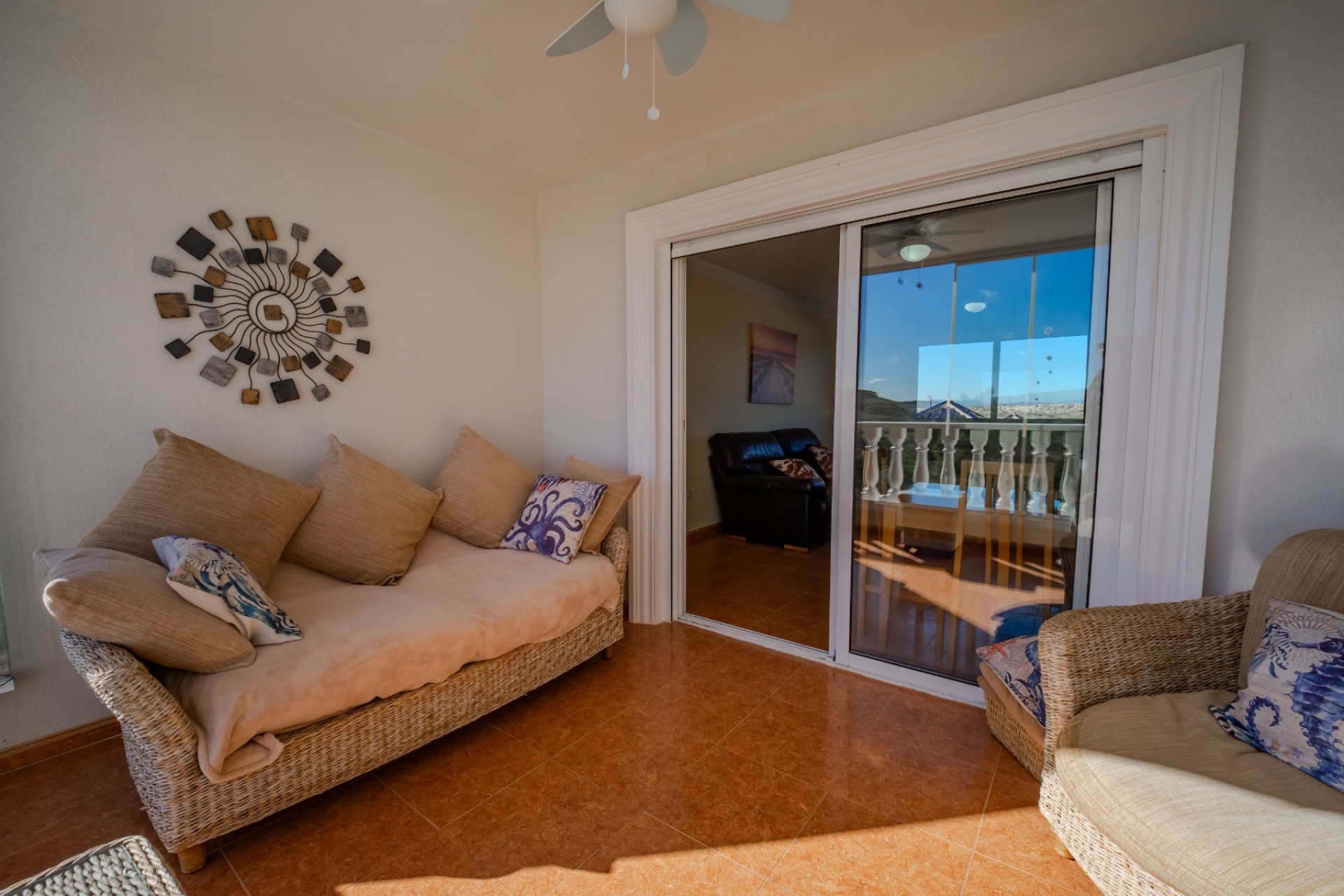 Reventa - Apartamento / piso -
Guardamar del Segura - El Eden