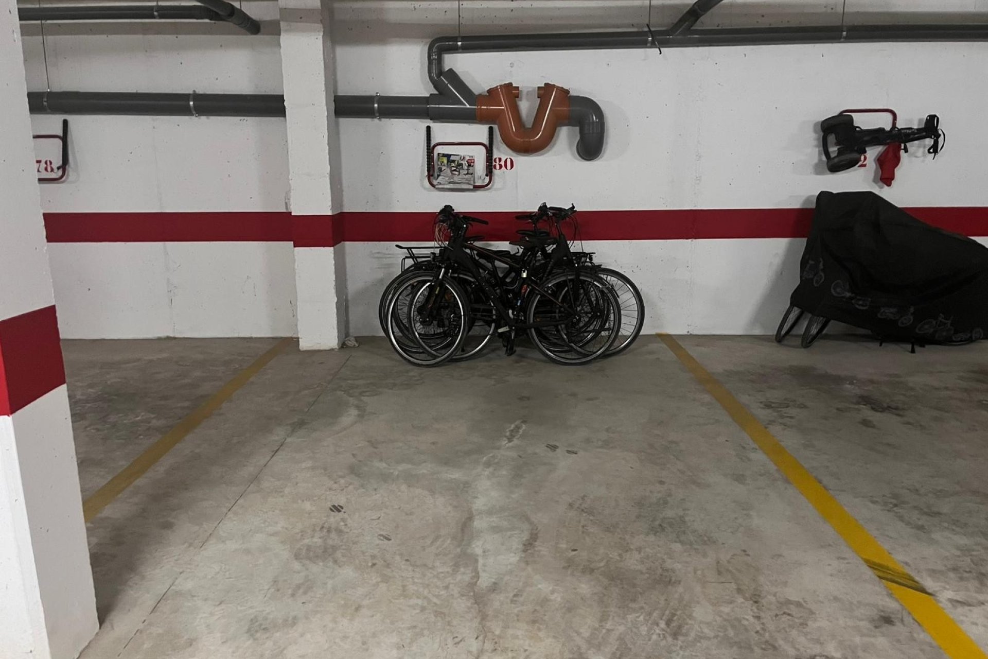 Reventa - Apartamento / piso -
Guardamar del Segura - El Raso