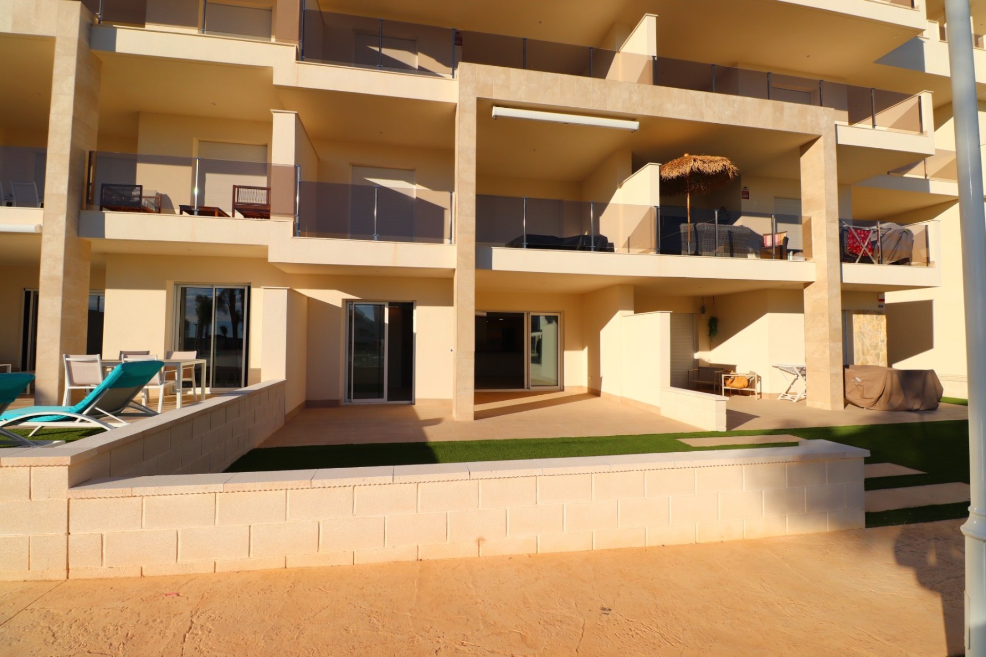 Reventa - Apartamento / piso -
Guardamar del Segura - El Raso